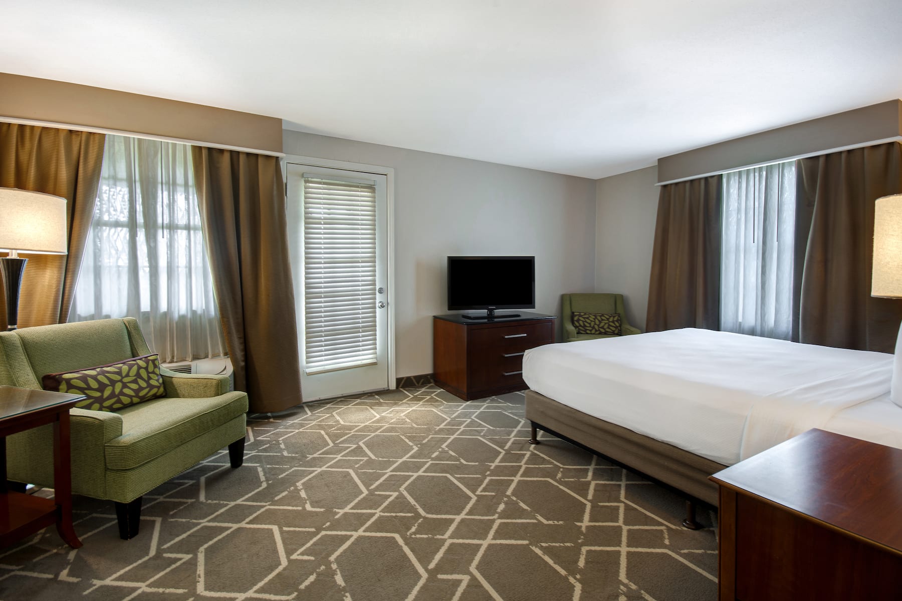 Cypress Bend Resort, a Wyndham Hotel suite in Many, Louisiana