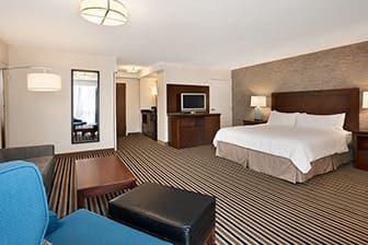 Guest room at the Wyndham Boston Beacon Hill in Boston, Massachusetts