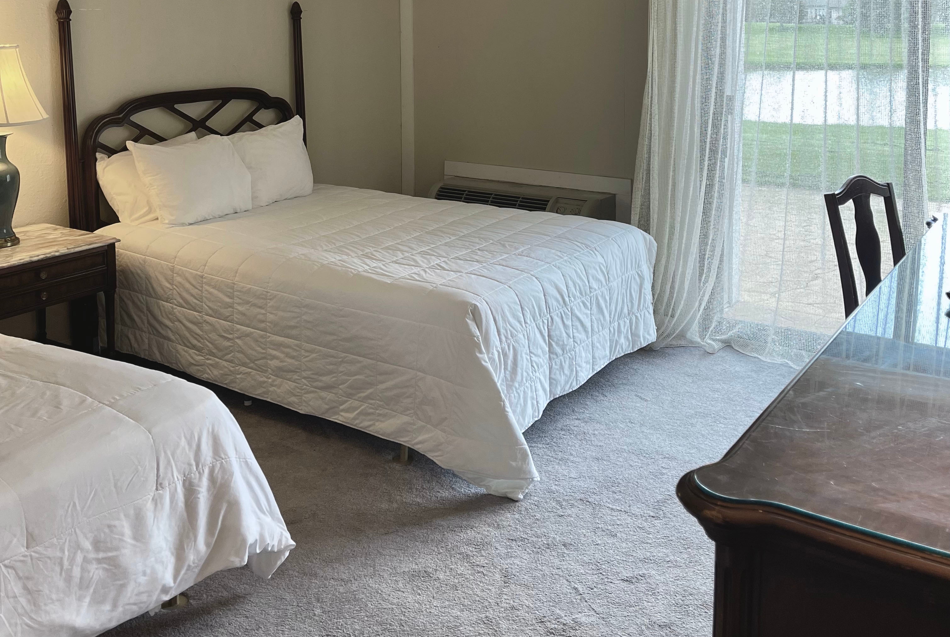 Guest room at the Bay Valley Resort & Conference Center in Bay City, Michigan