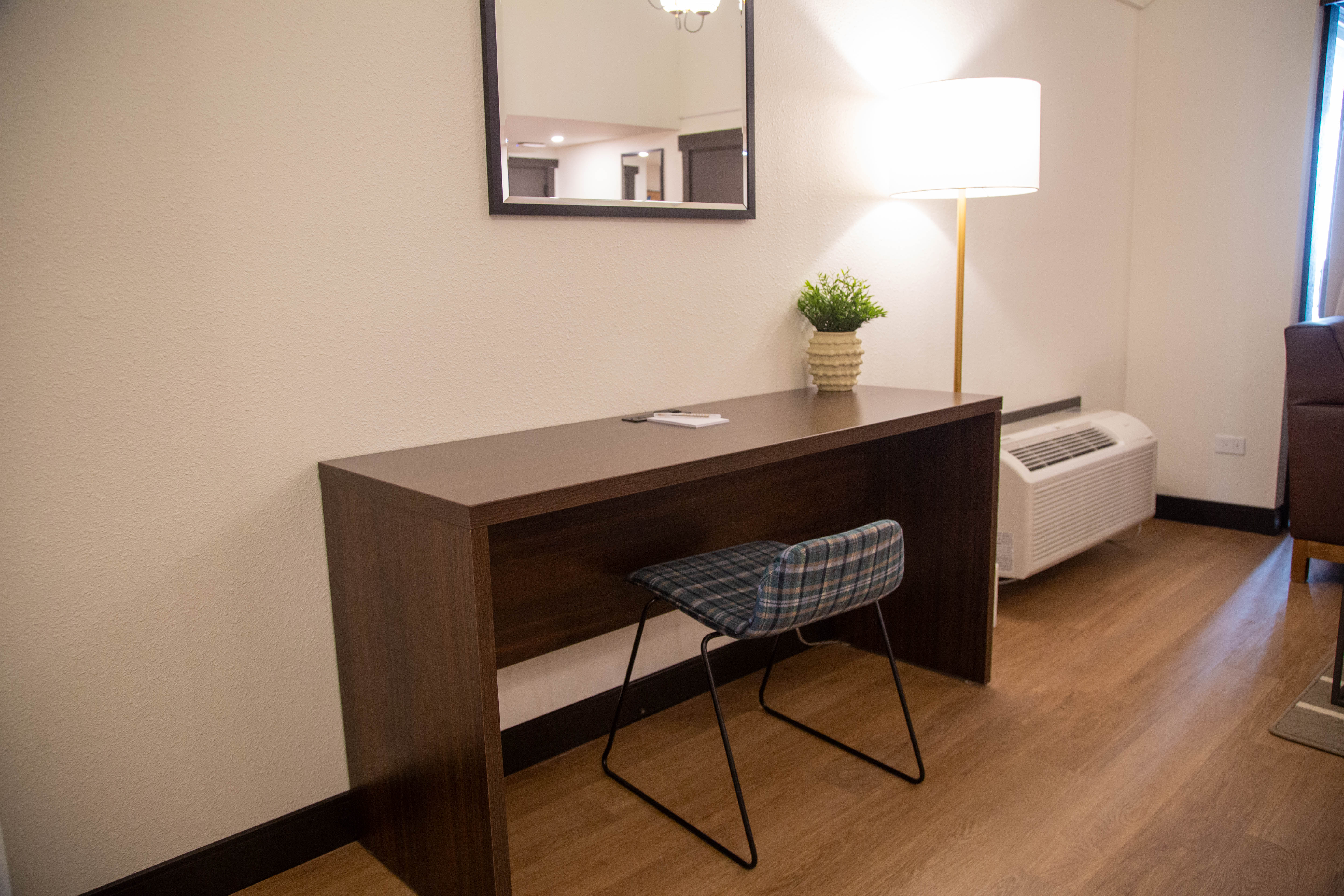 Guest room at the Bay Valley Resort in Bay City, Michigan