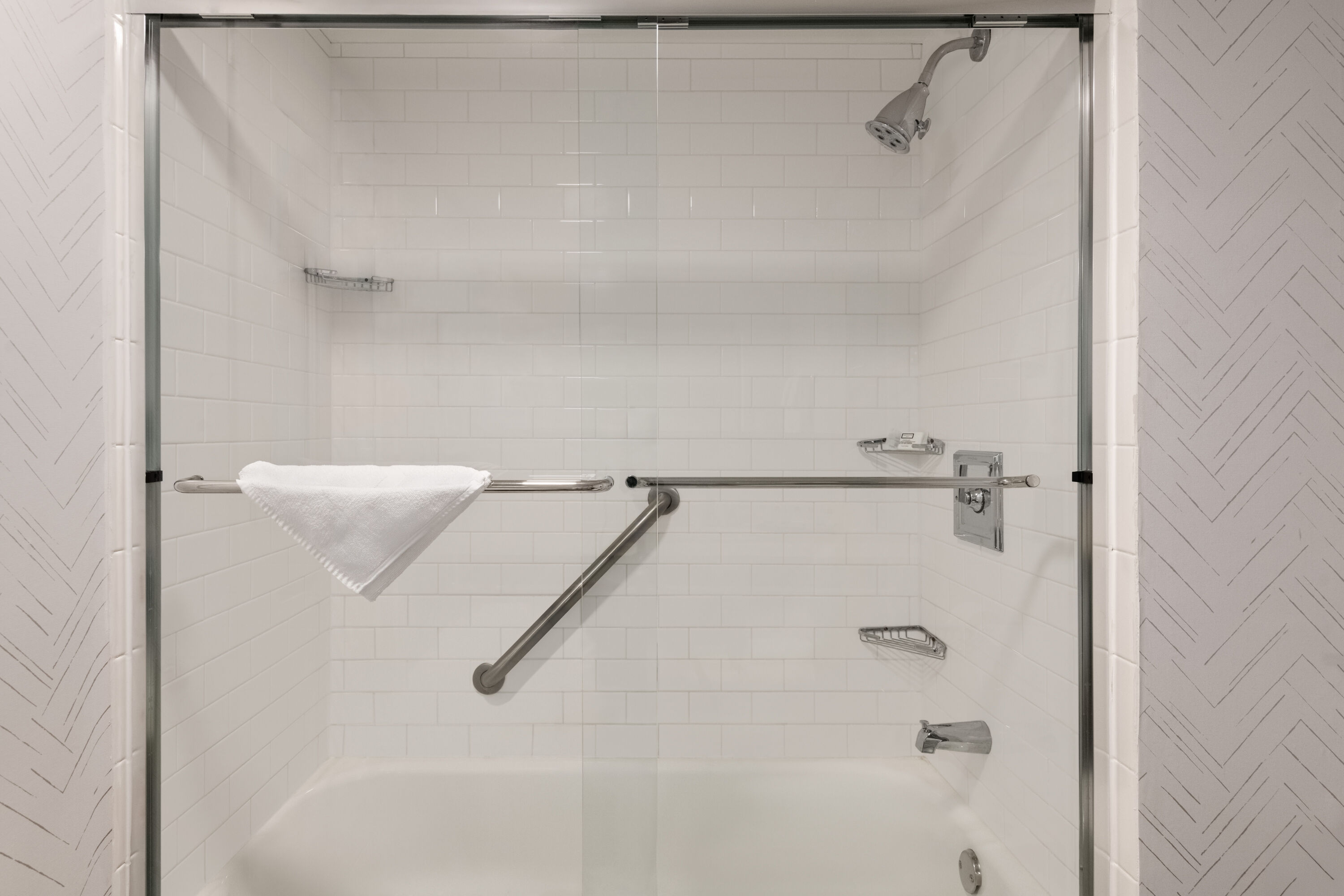 Guest room bath at the Fort Pontchartrain Detroit, a Wyndham Hotel in Detroit, Michigan