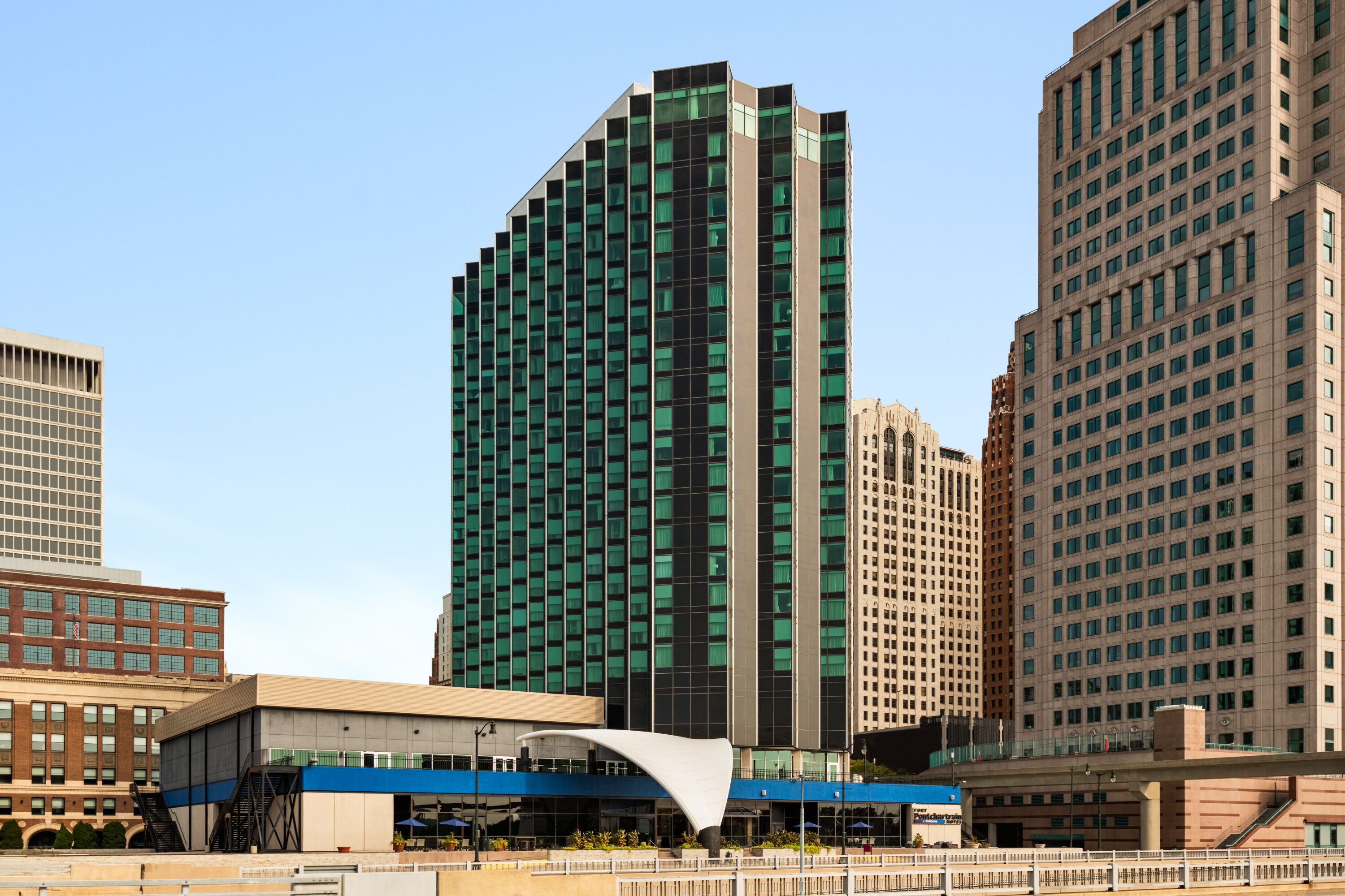 Exterior of Fort Pontchartrain Detroit, a Wyndham Hotel hotel in Detroit, Michigan