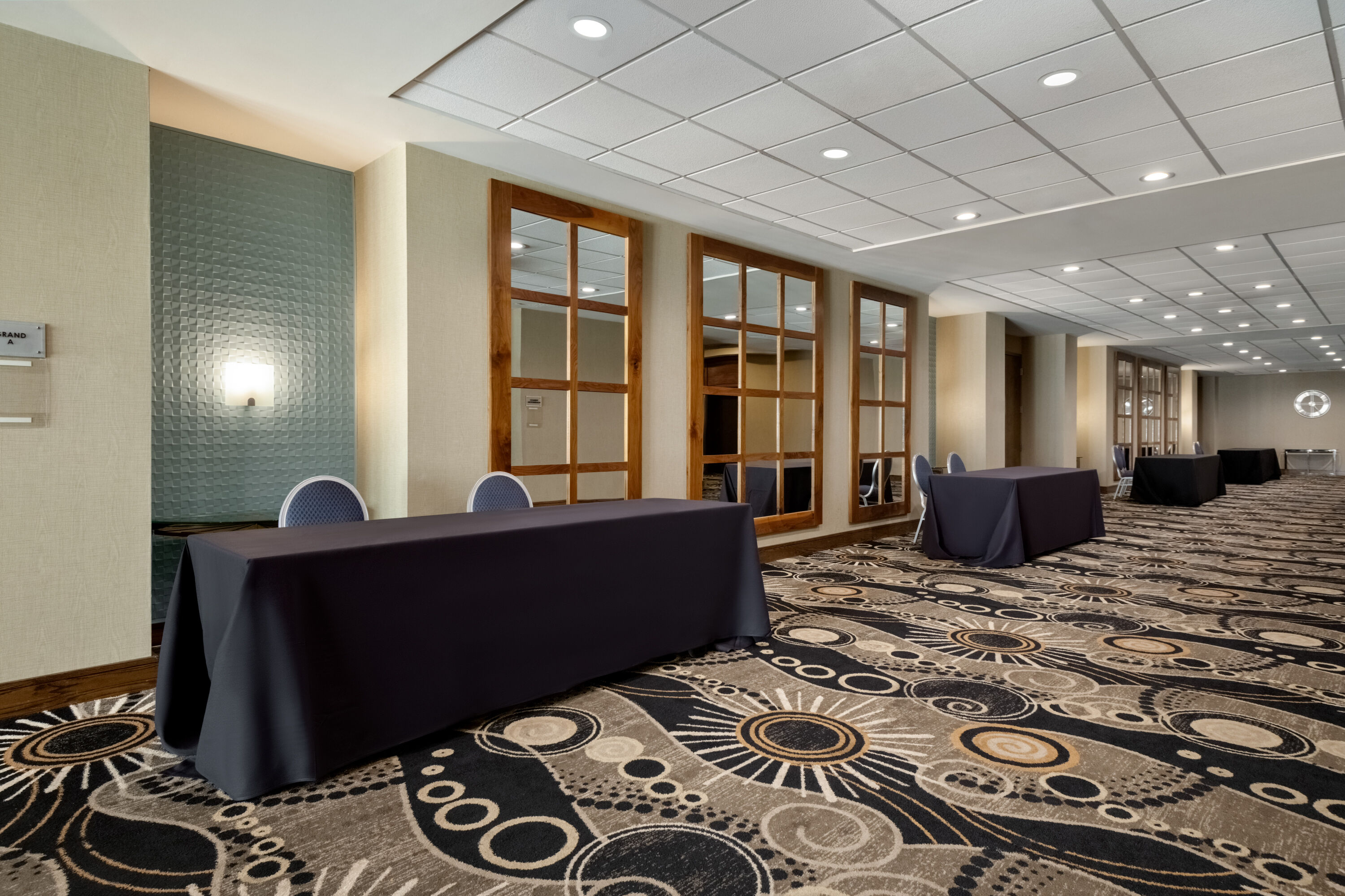 Bar patio at Fort Pontchartrain Detroit, a Wyndham Hotel in Detroit, Michigan