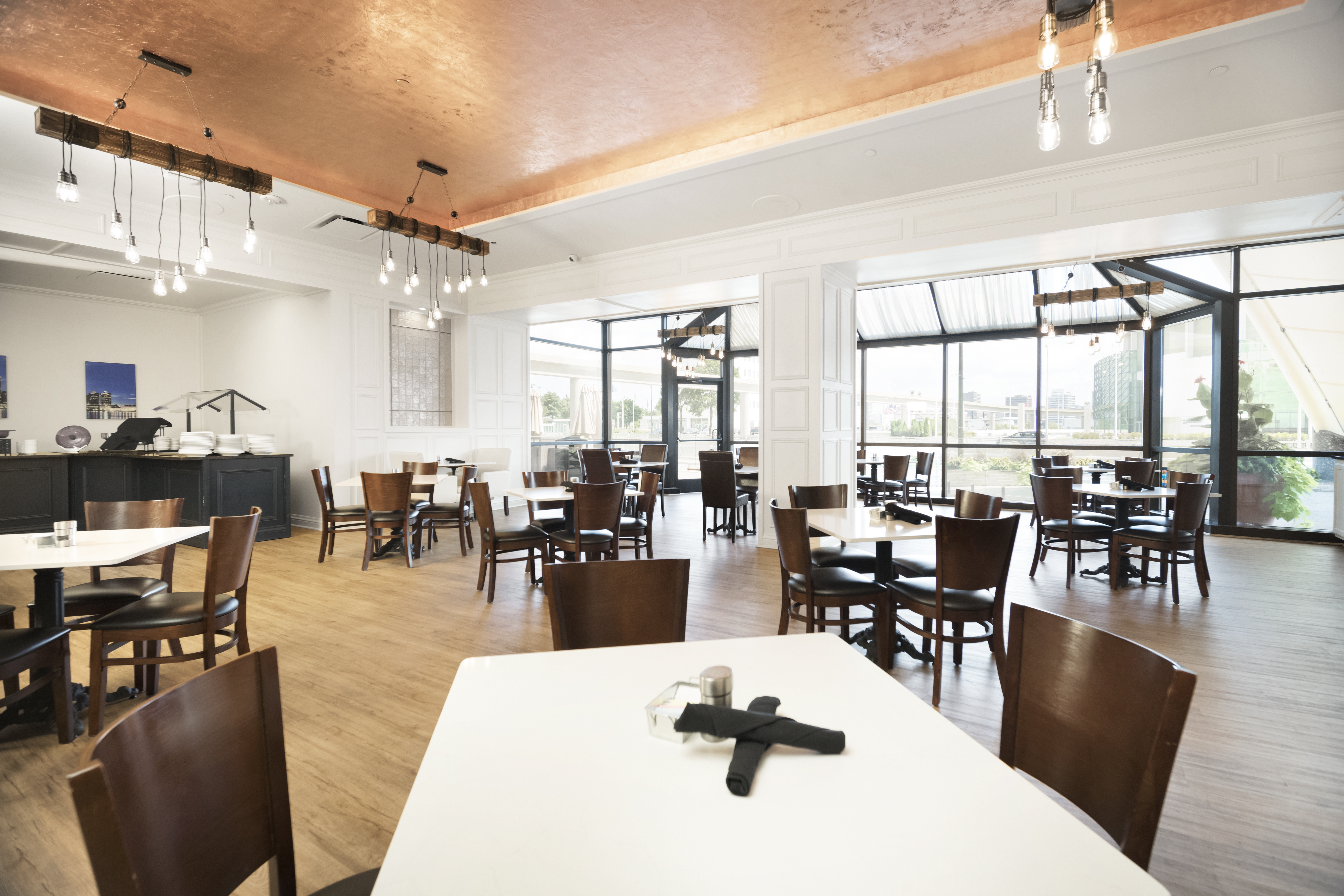 Fort Pontchartrain Detroit, a Wyndham Hotel restaurant in Detroit, Michigan