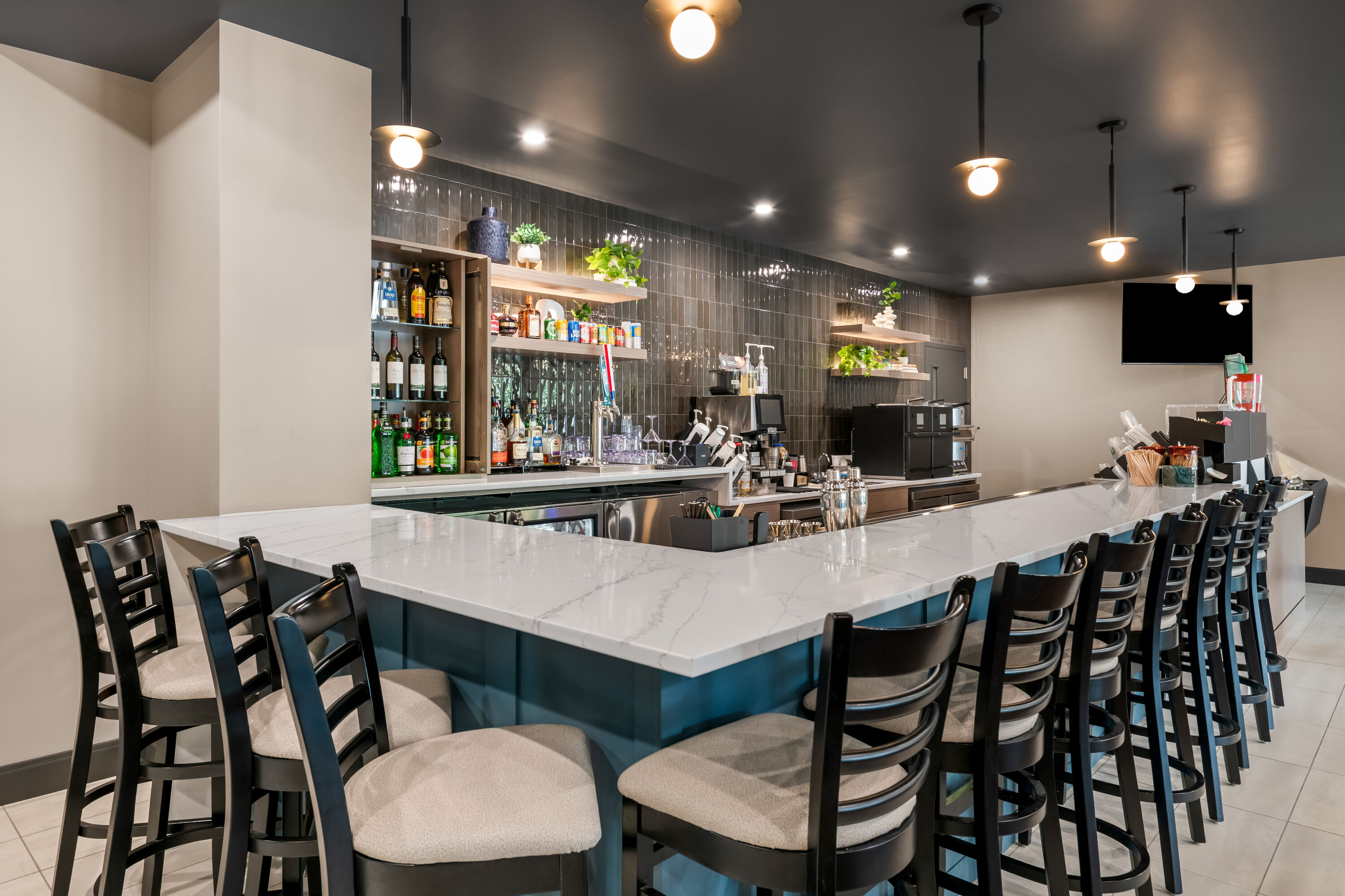 Bar at Wyndham Bloomington - Mall of America in Bloomington, Minnesota