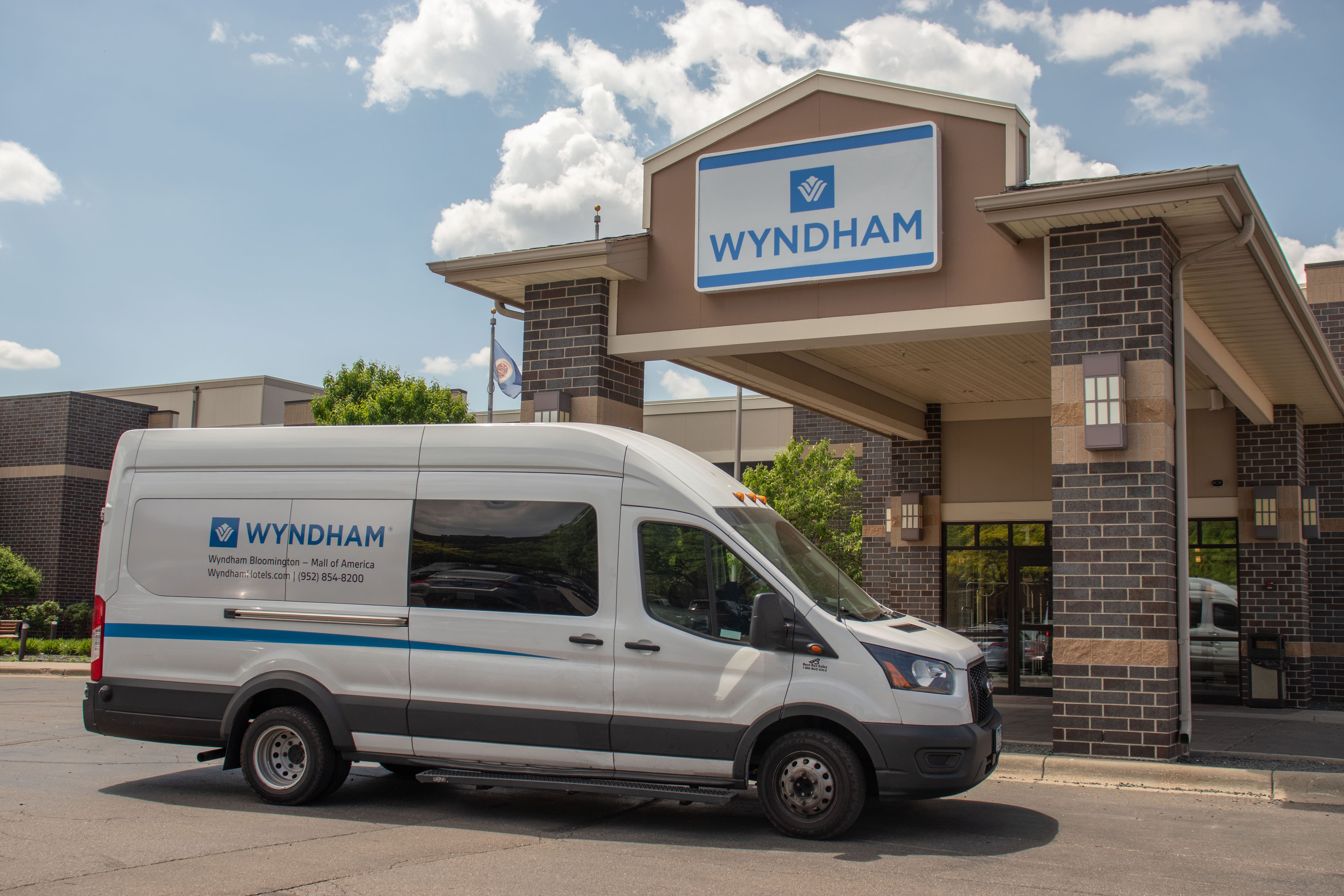Exterior of Wyndham Bloomington - Mall of America hotel in Bloomington, Minnesota