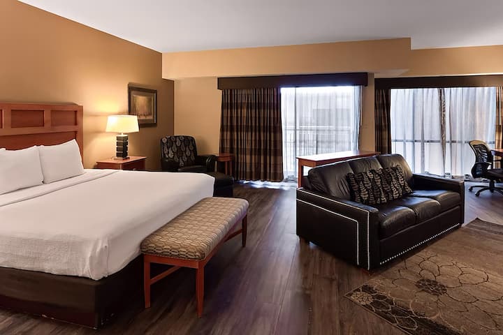 Wyndham Bloomington - Mall of America suite in Bloomington, Minnesota