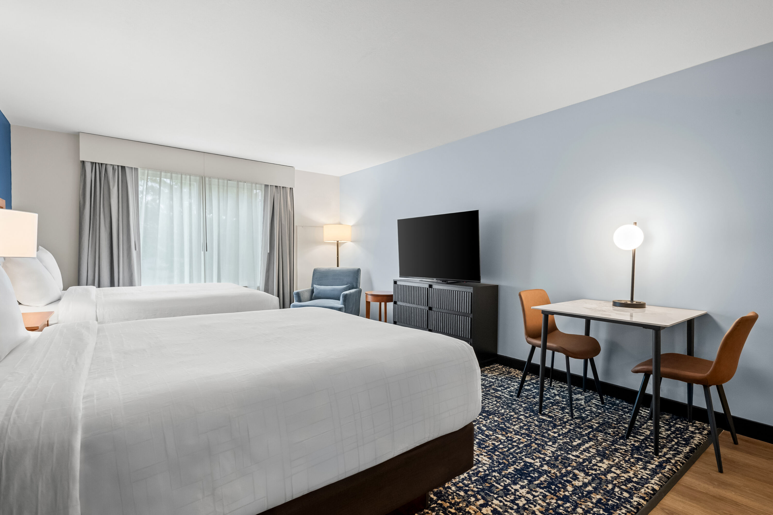 Double bed guest room at the Wyndham Bloomington - Mall of America in Bloomington, Minnesota