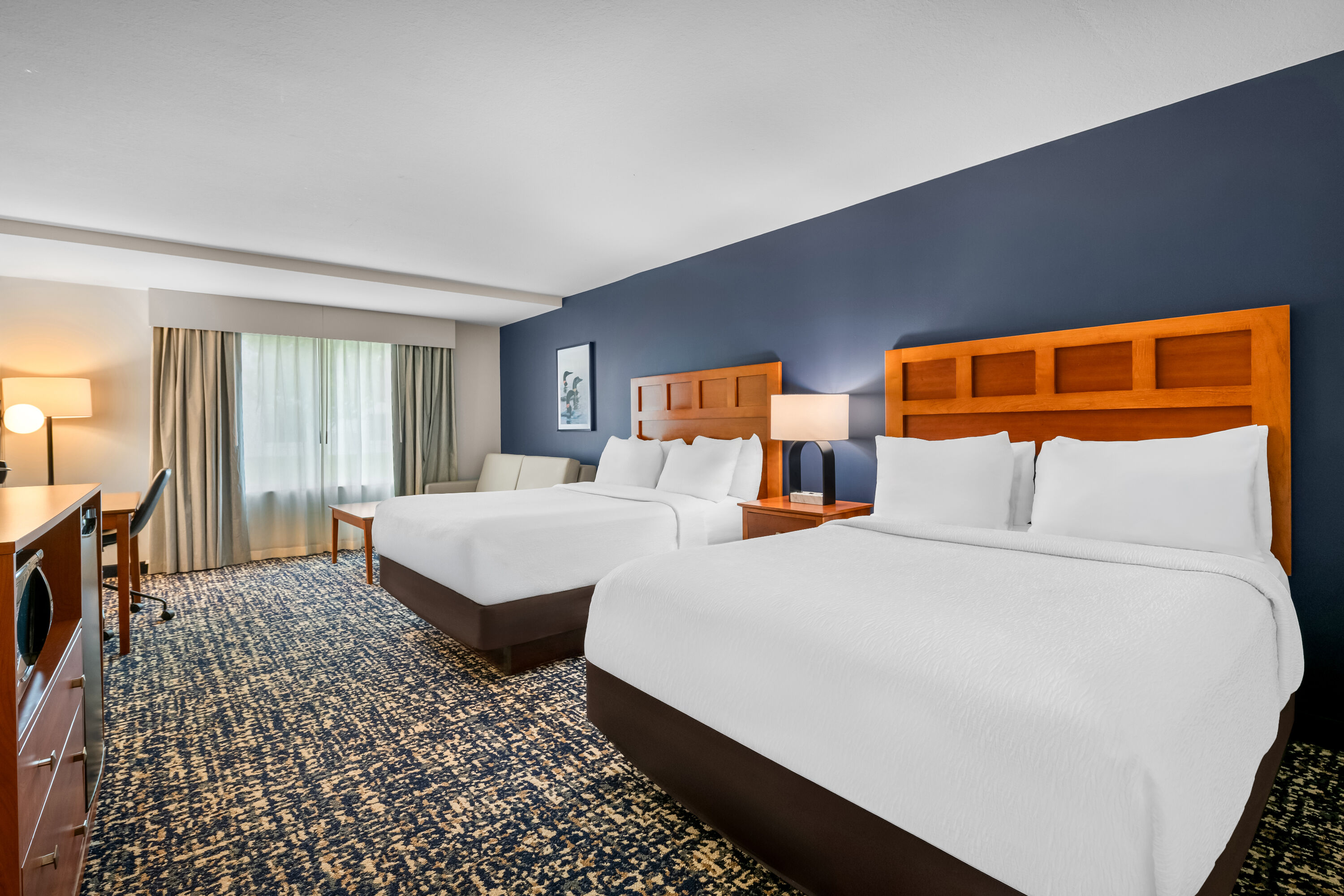 Double bed guest room at the Wyndham Bloomington - Mall of America in Bloomington, Minnesota