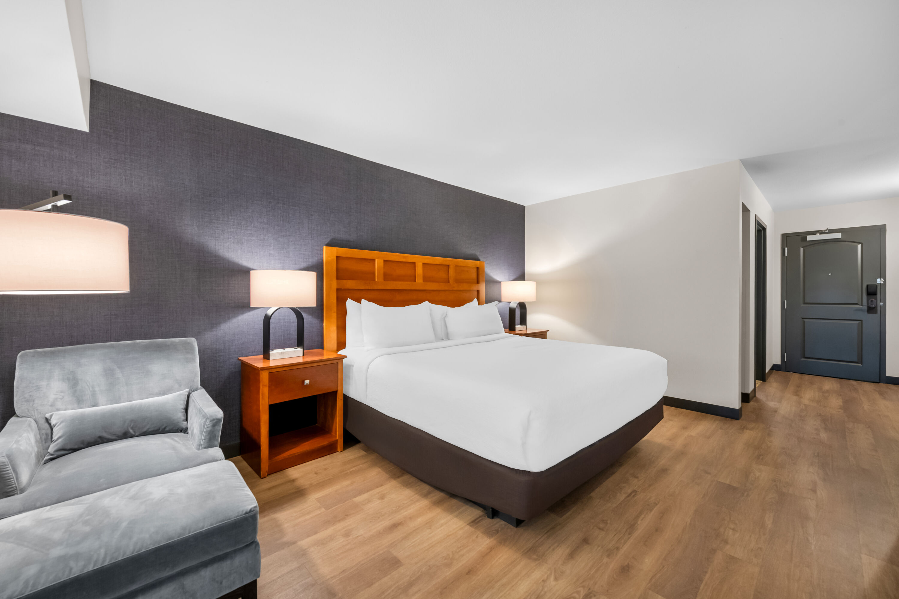 King bed guest room at the Wyndham Bloomington - Mall of America in Bloomington, Minnesota