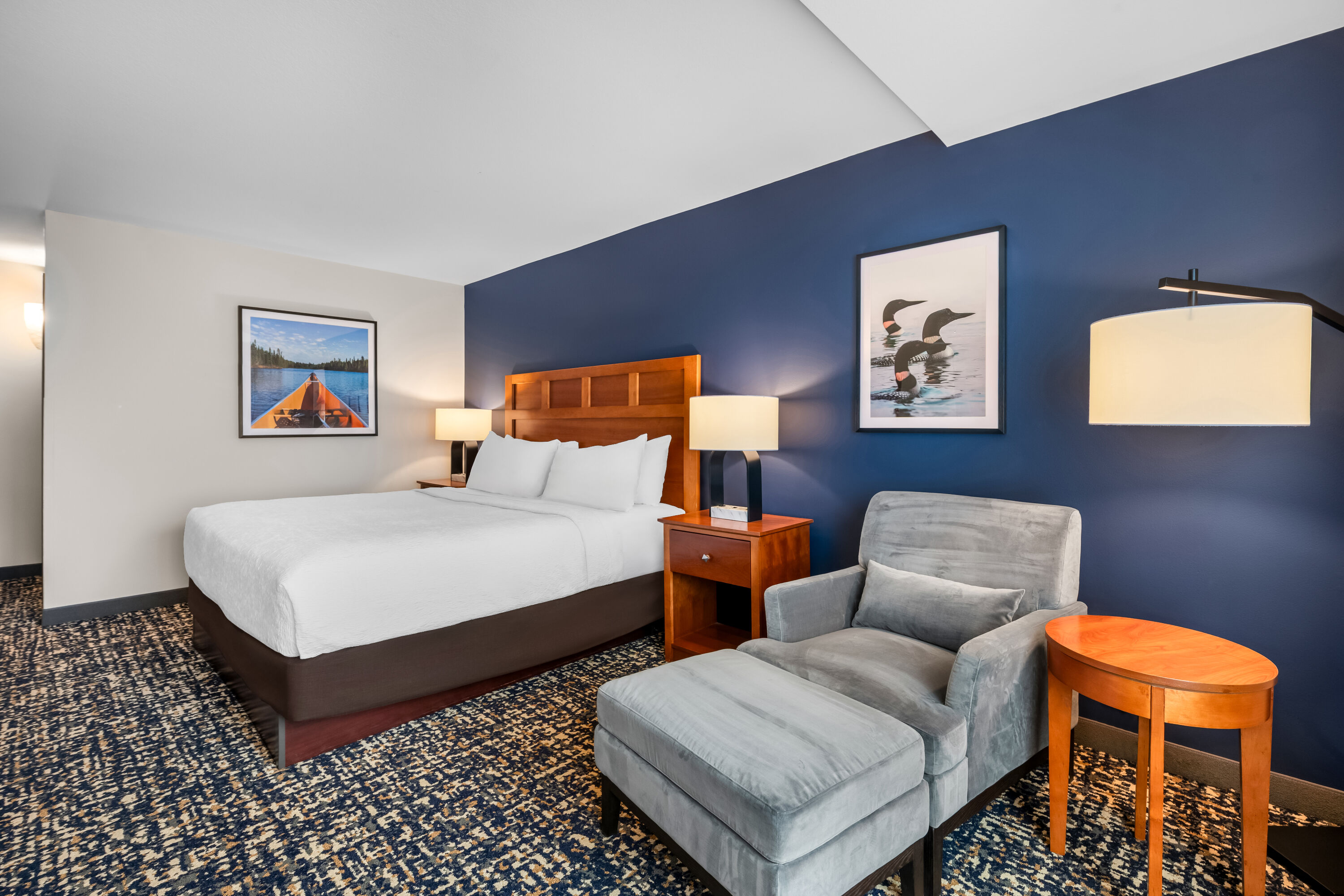 King bed guest room at the Wyndham Bloomington - Mall of America in Bloomington, Minnesota