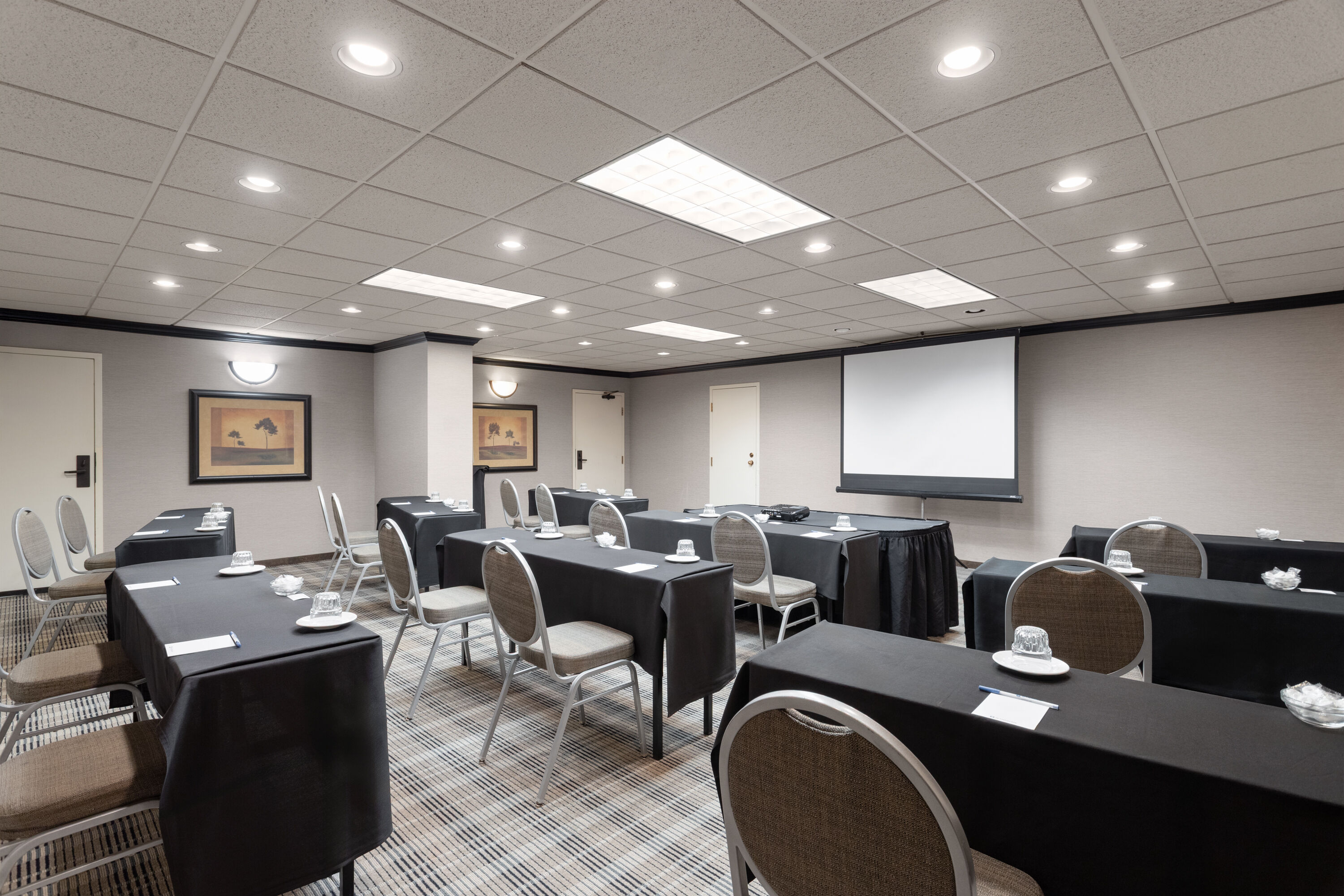 Classroom meeting room at Wyndham Minneapolis South/Burnsville in Burnsville, Minnesota