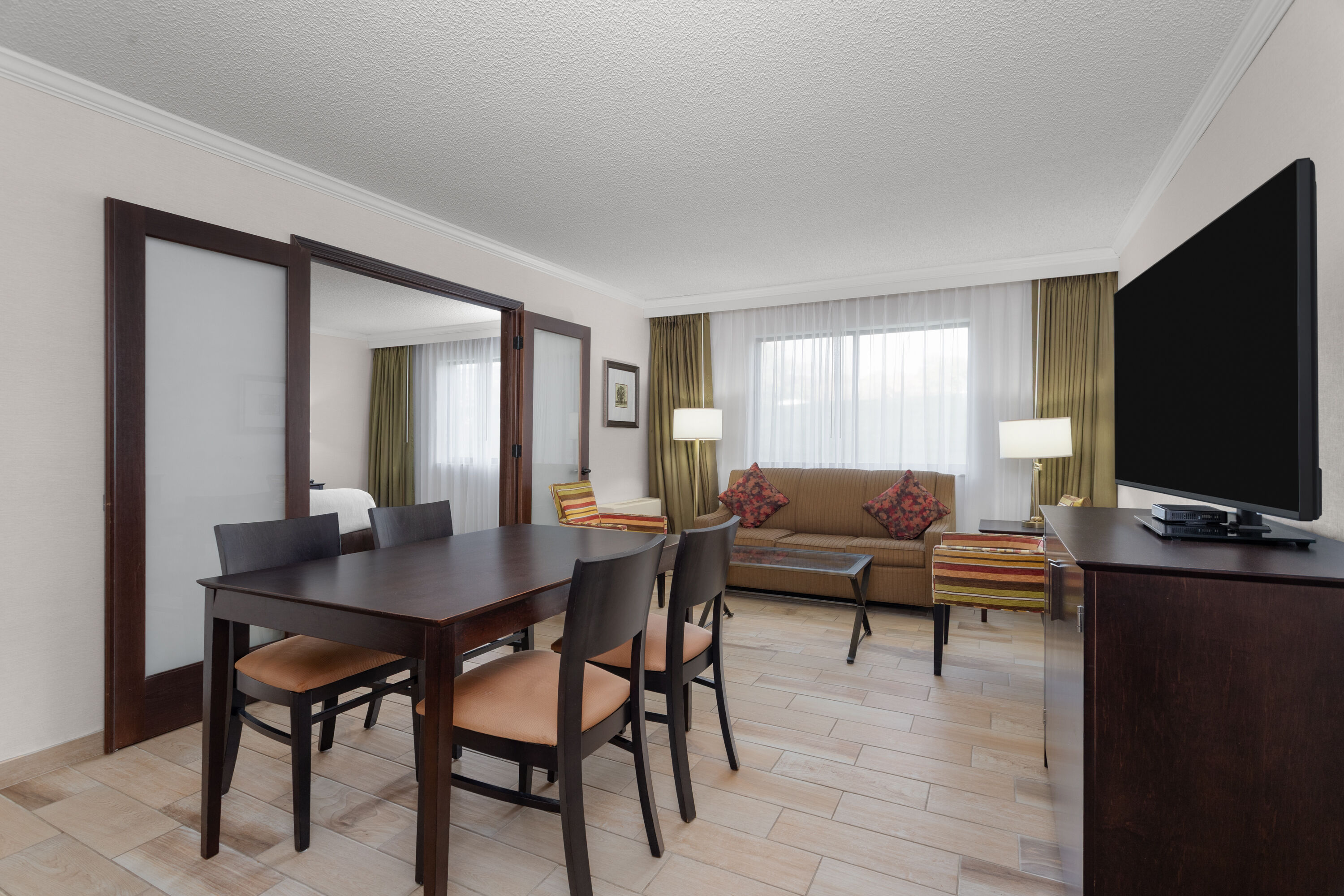 Wyndham Minneapolis South/Burnsville suite in Burnsville, Minnesota