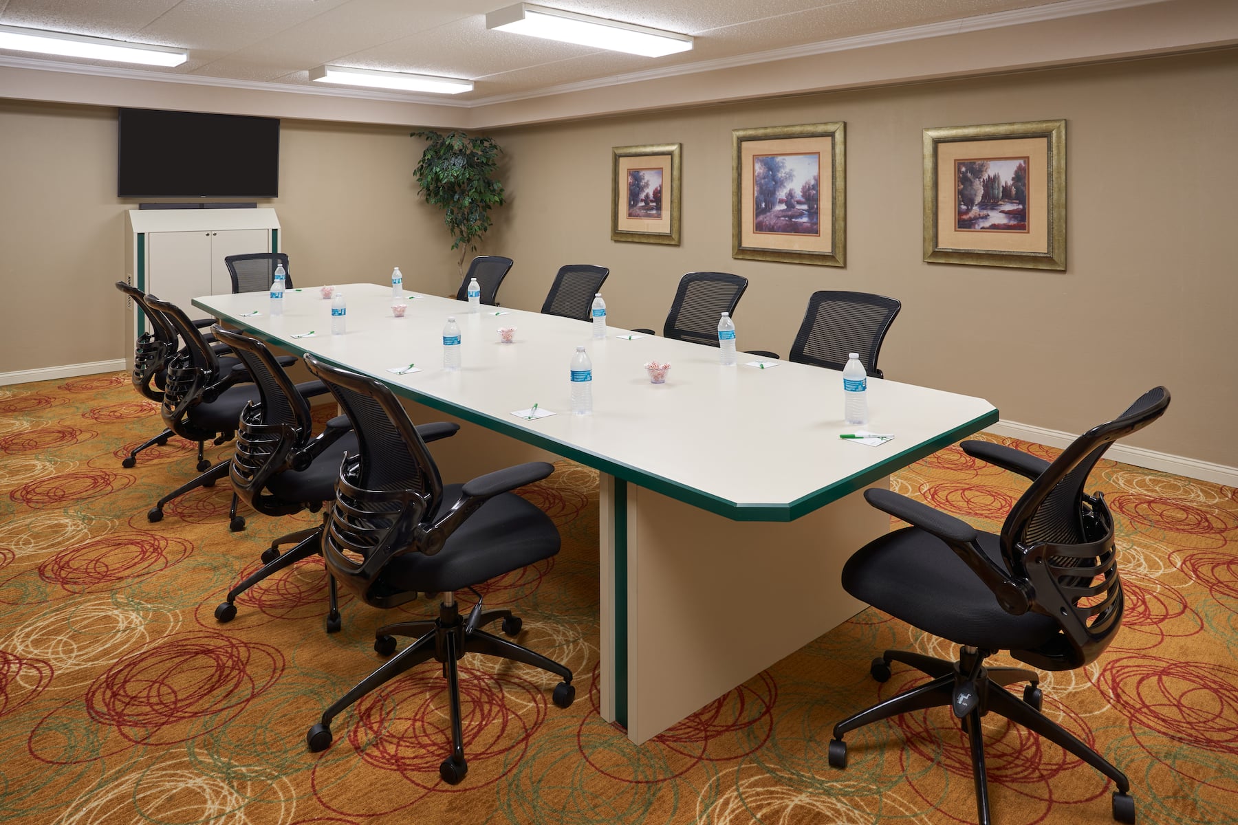 Meeting room at Wyndham Executive Center Columbia in Columbia, Missouri