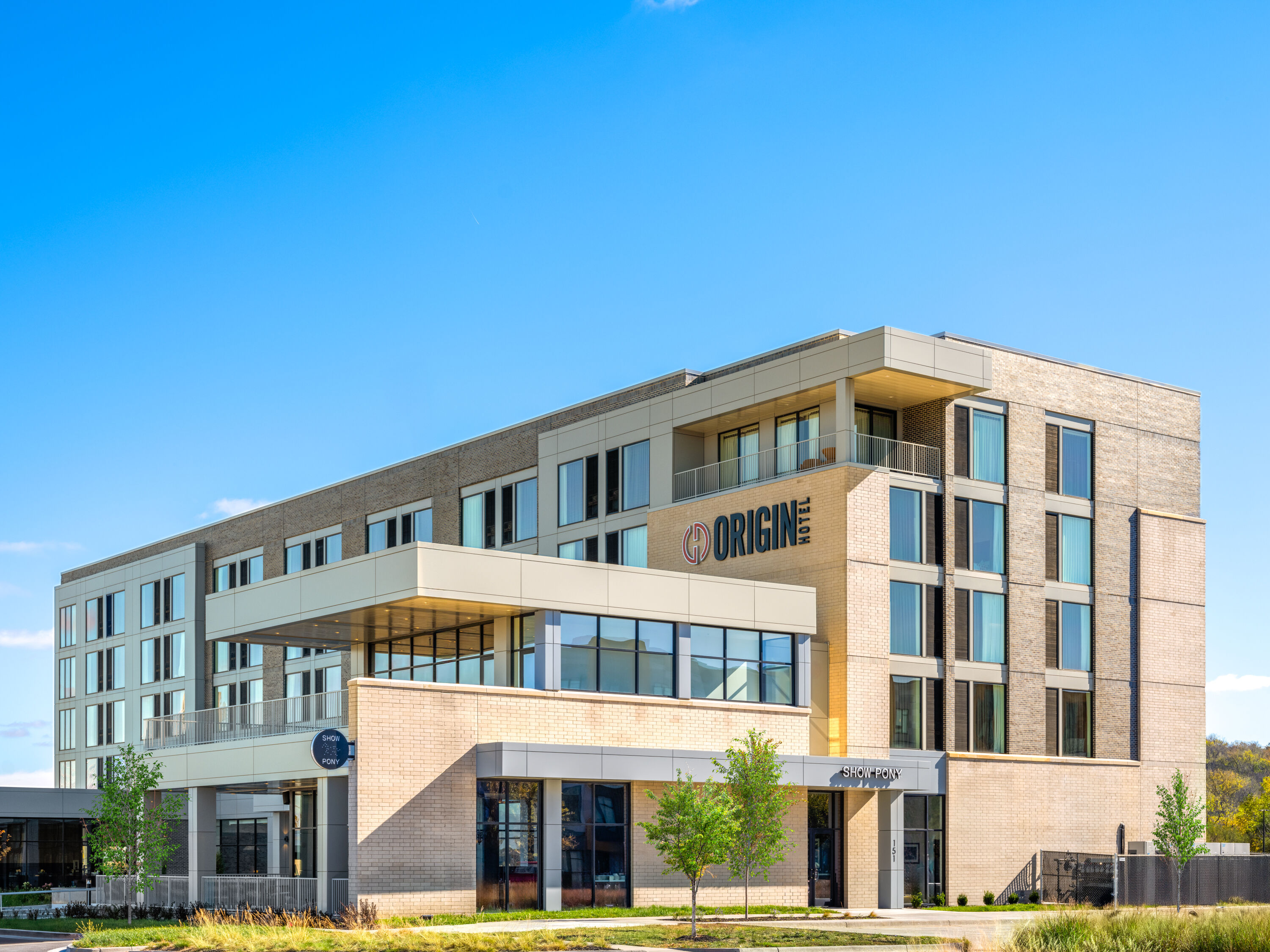 Experience Origin Kansas City: Rooms & Amenities