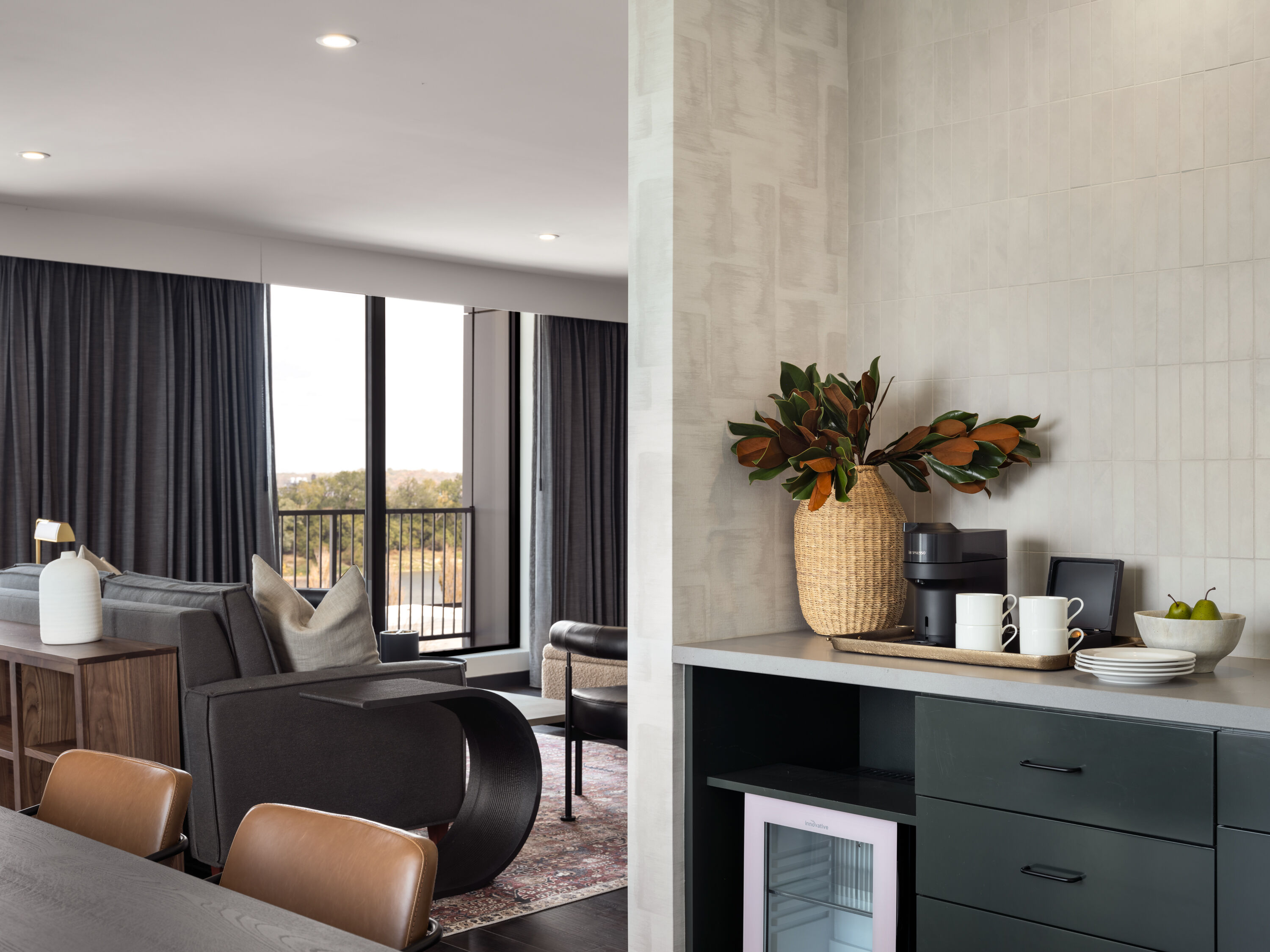 Origin Kansas City Riverfront, a Wyndham Hotel suite in Kansas City, Missouri