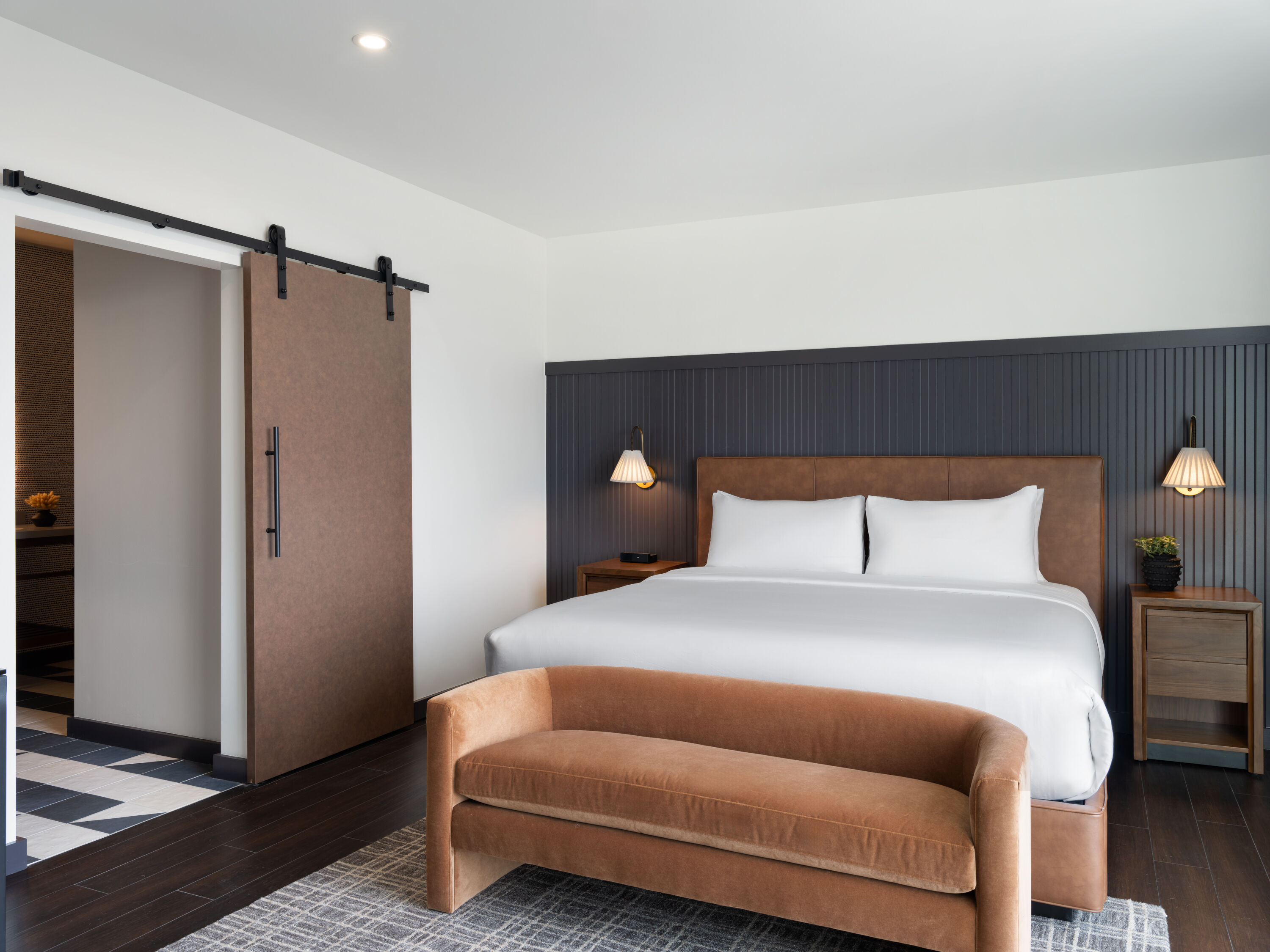 Origin Kansas City Riverfront, a Wyndham Hotel suite in Kansas City, Missouri