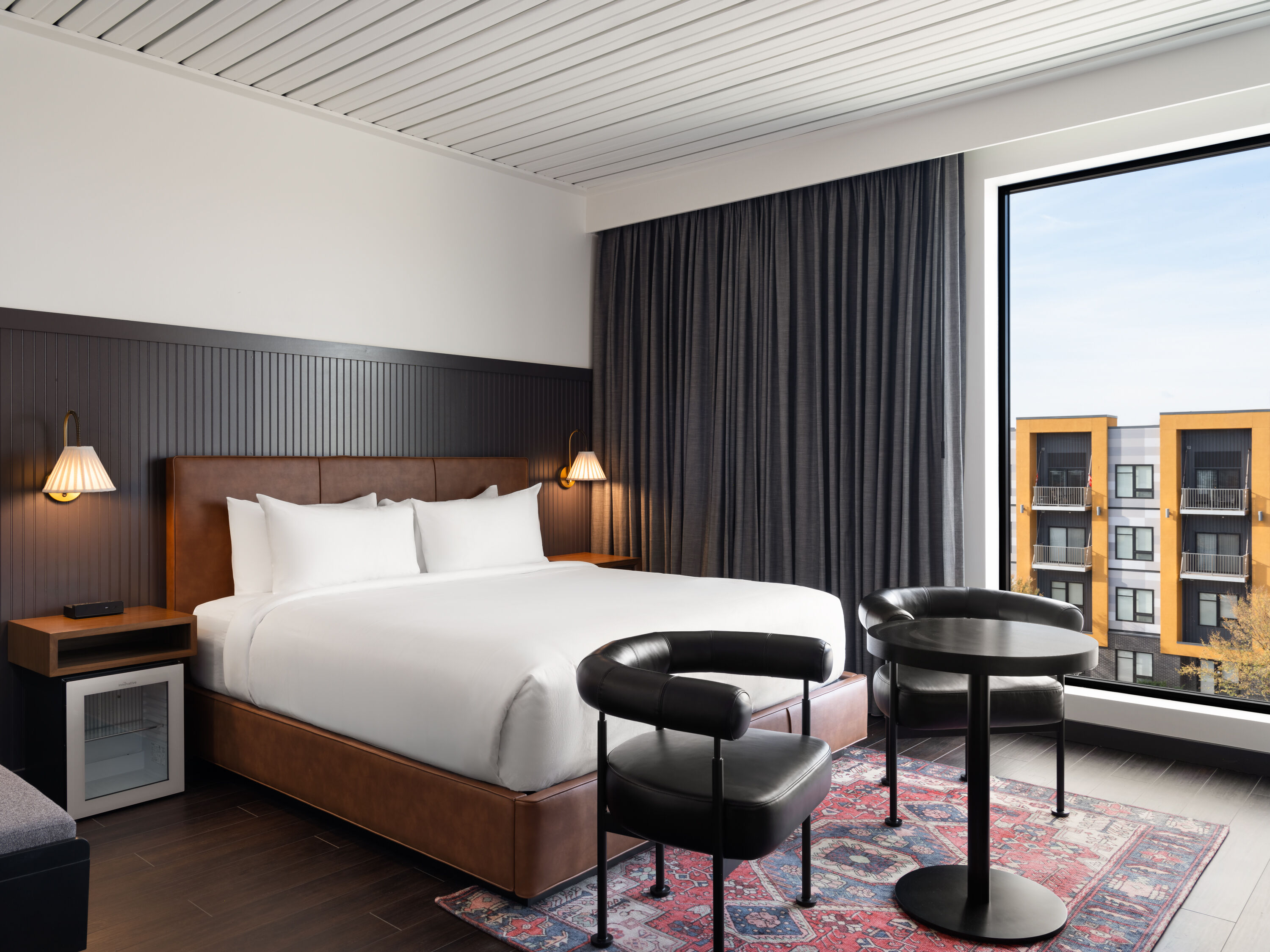 Origin Kansas City Riverfront, a Wyndham Hotel suite in Kansas City, Missouri