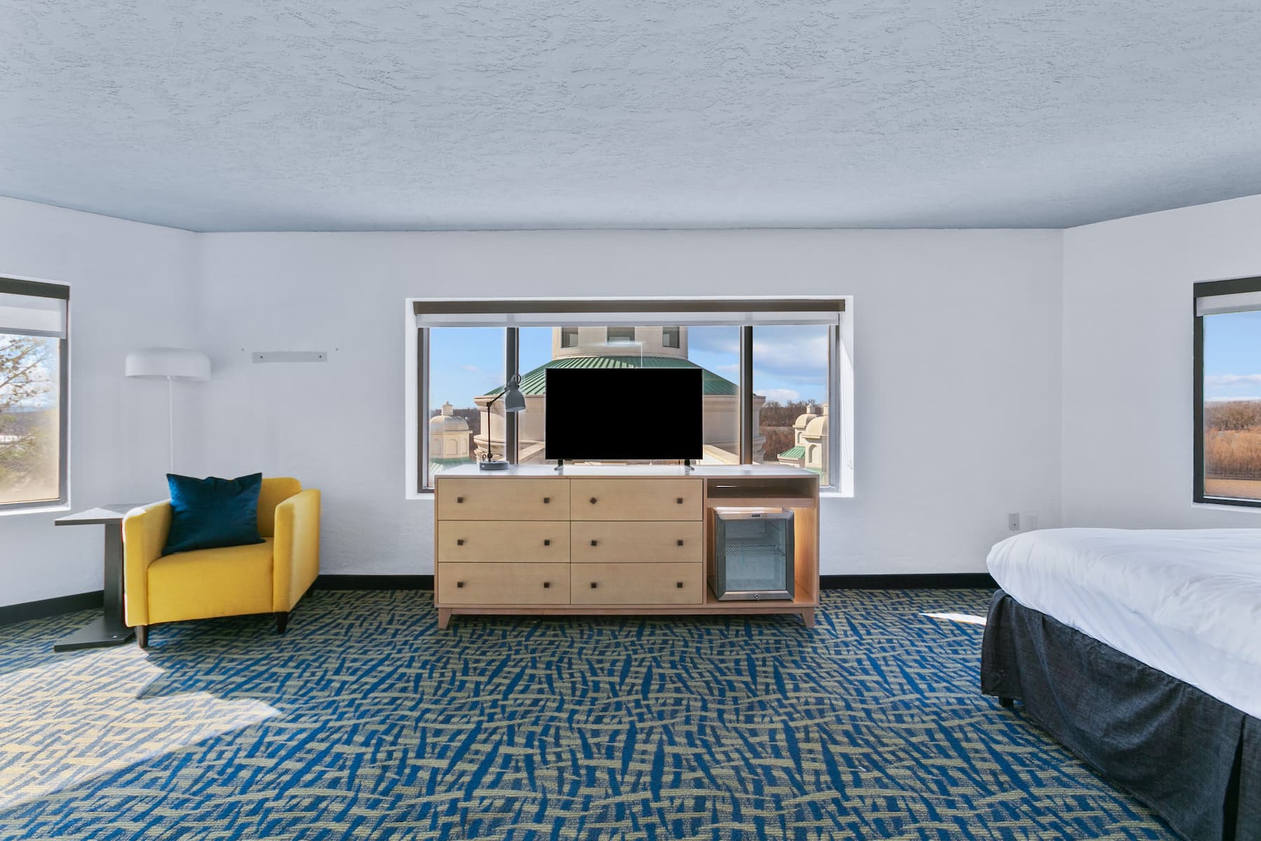 Guest room at the Mulberry, a Wyndham Hotel in Vicksburg, Mississippi