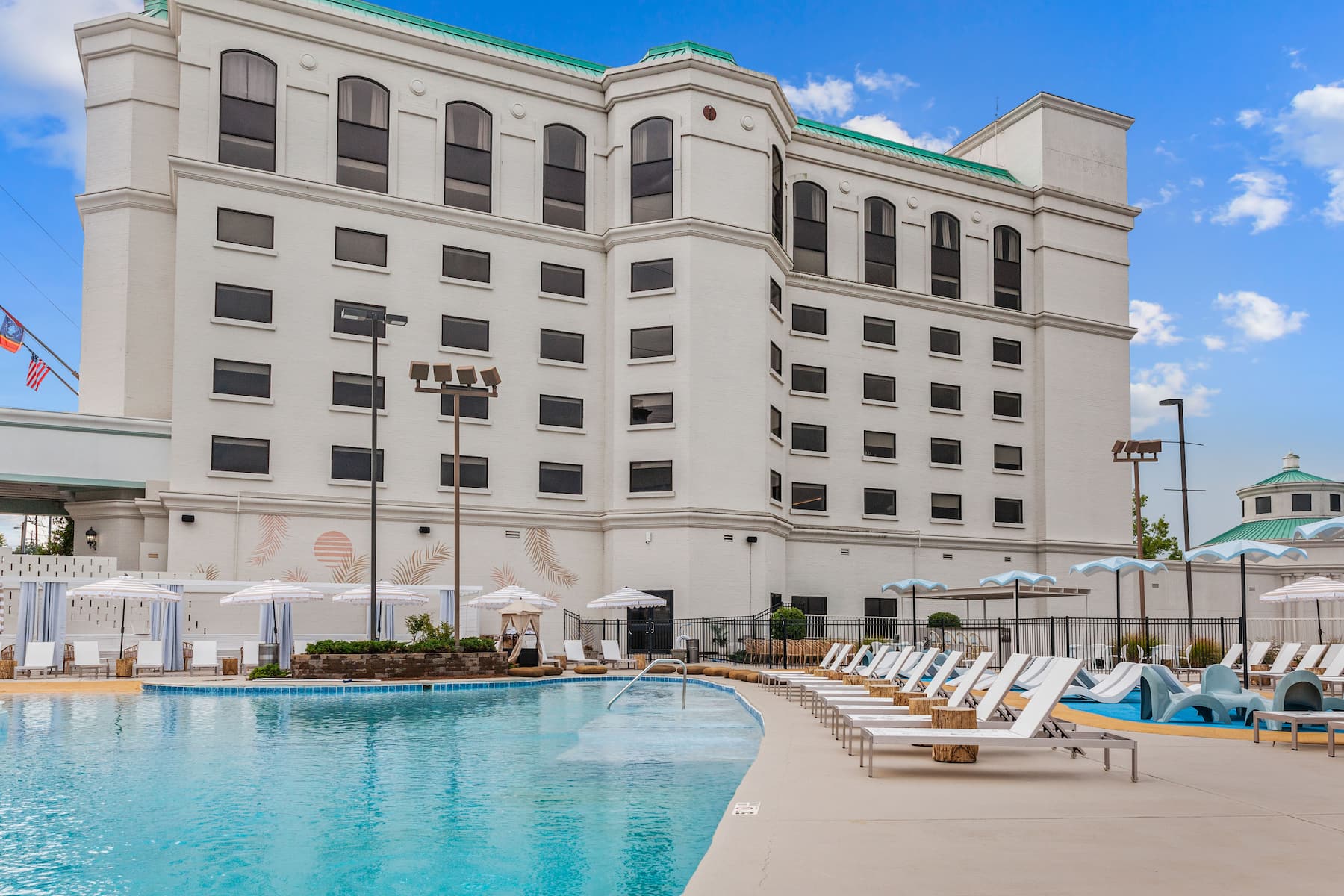 Pool at the Mulberry, a Wyndham Hotel in Vicksburg, Mississippi