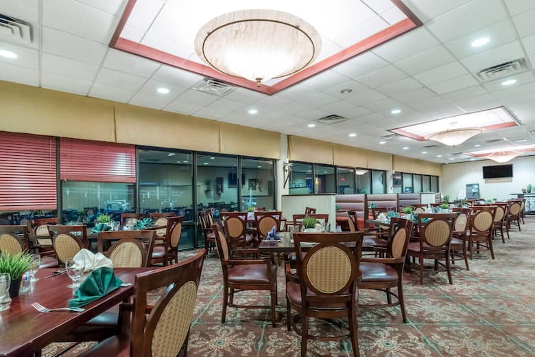 Wyndham Philadelphia - Mount Laurel restaurant in Mount Laurel, New Jersey