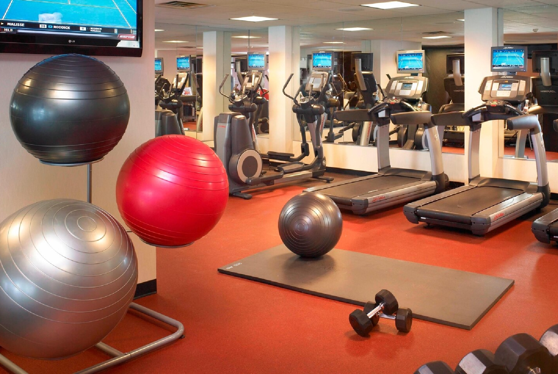 Fitness room at Wyndham Cleveland Airport in Cleveland, Ohio