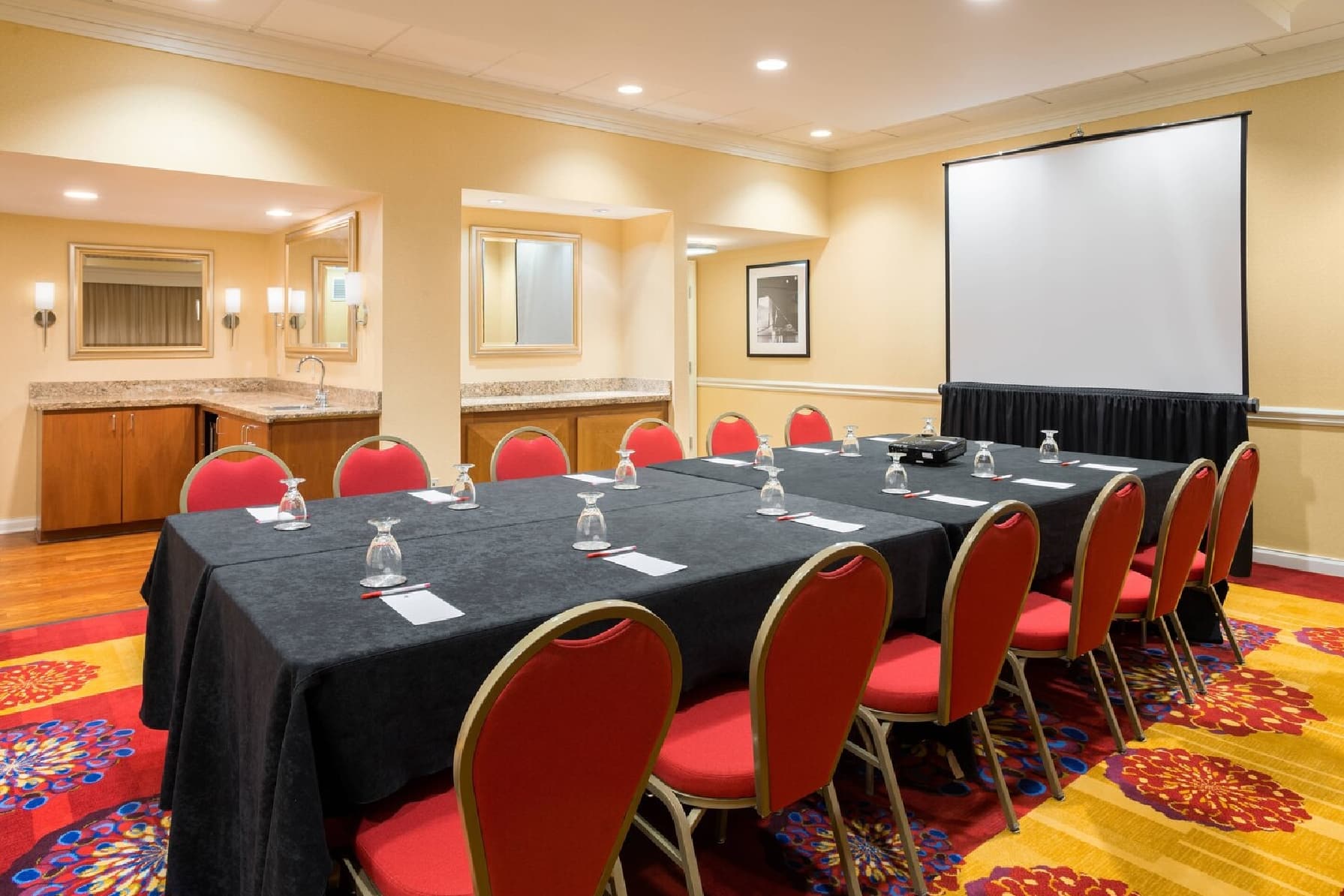 Meeting room at Wyndham Cleveland Airport in Cleveland, Ohio