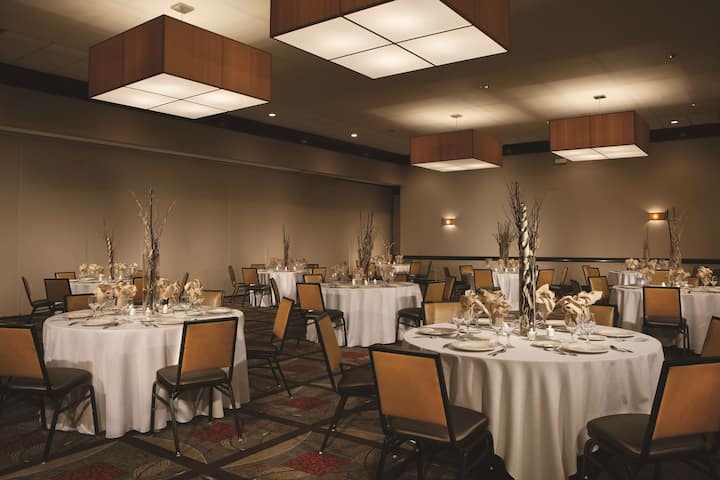 Meeting room at Wyndham Columbus in Columbus, Ohio