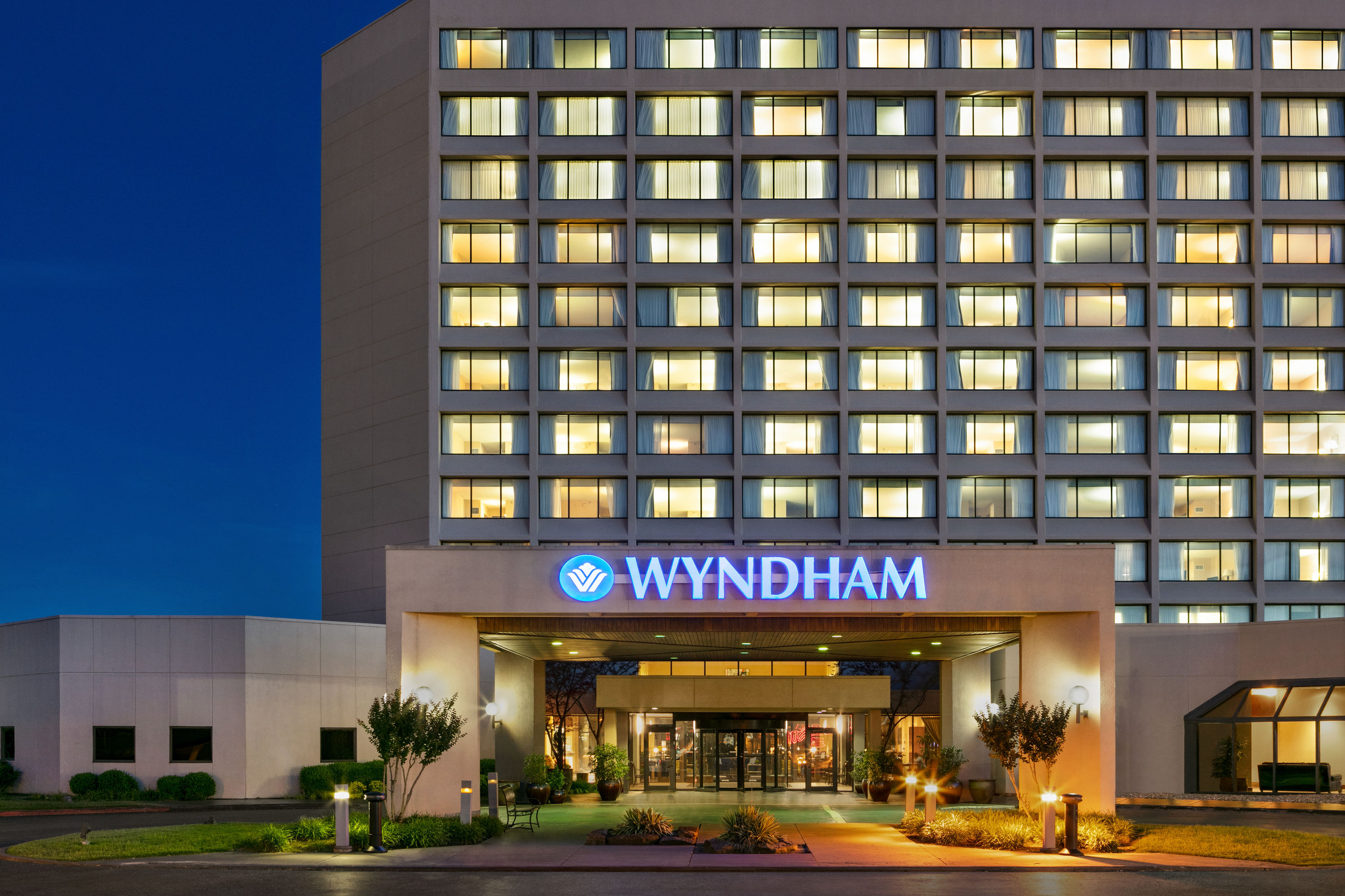 Wyndham Tulsa Photo Gallery