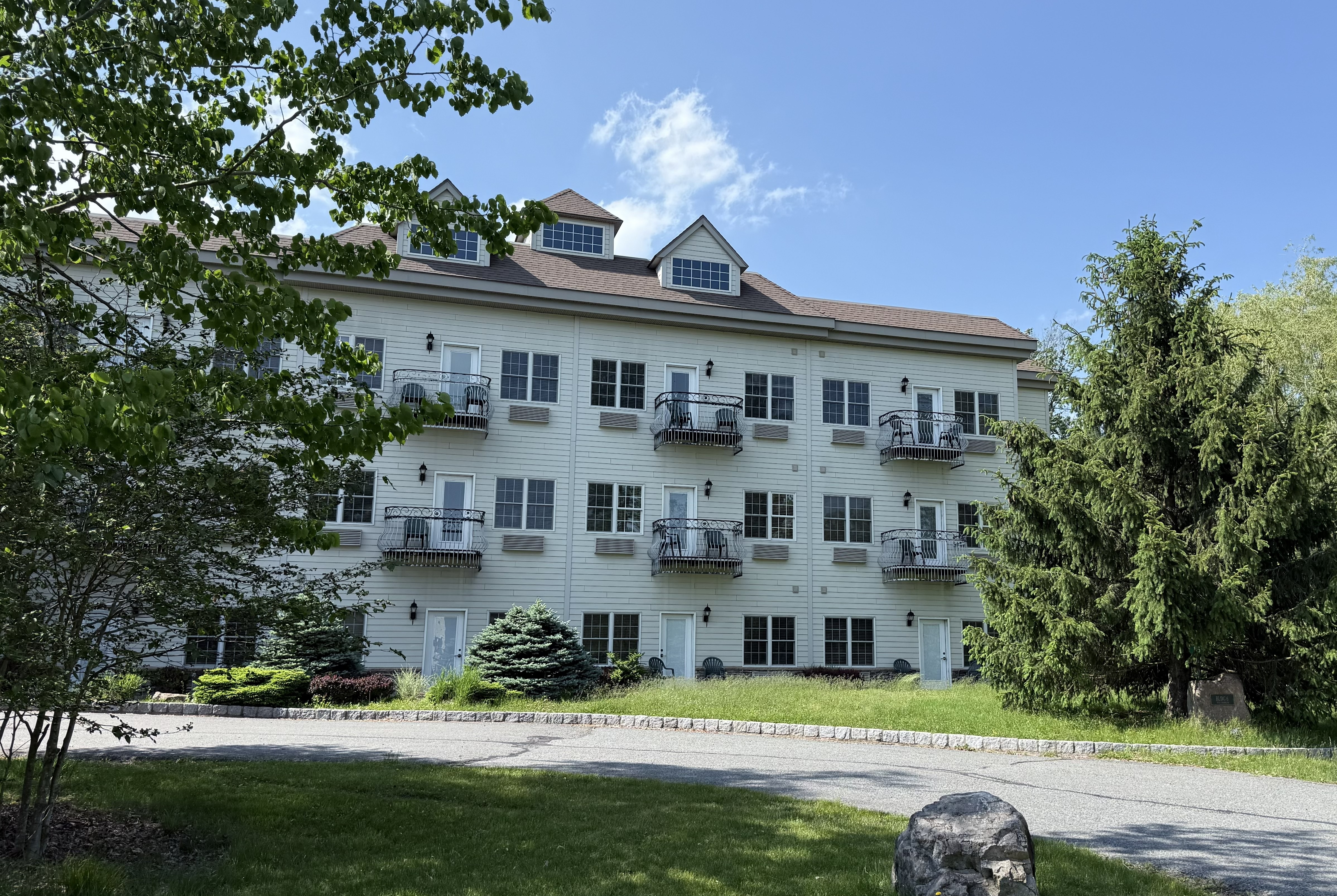 Exterior of The Willowbrook Village at Lake Harmony, a Wyndham Hotel hotel in Lake Harmony, Pennsylvania