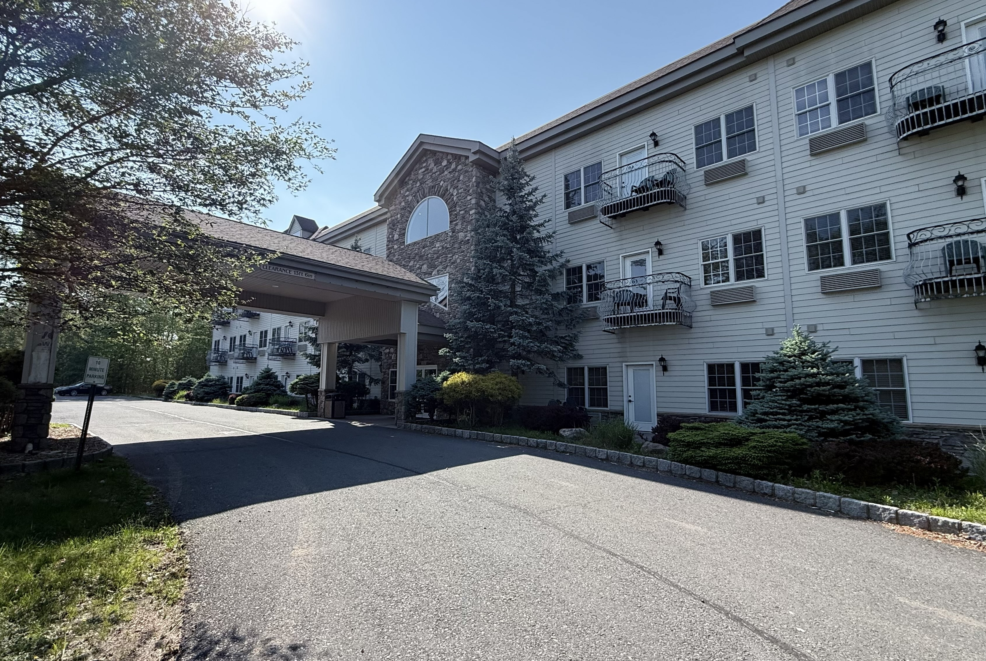 Exterior of The Willowbrook Village at Lake Harmony, a Wyndham Hotel hotel in Lake Harmony, Pennsylvania