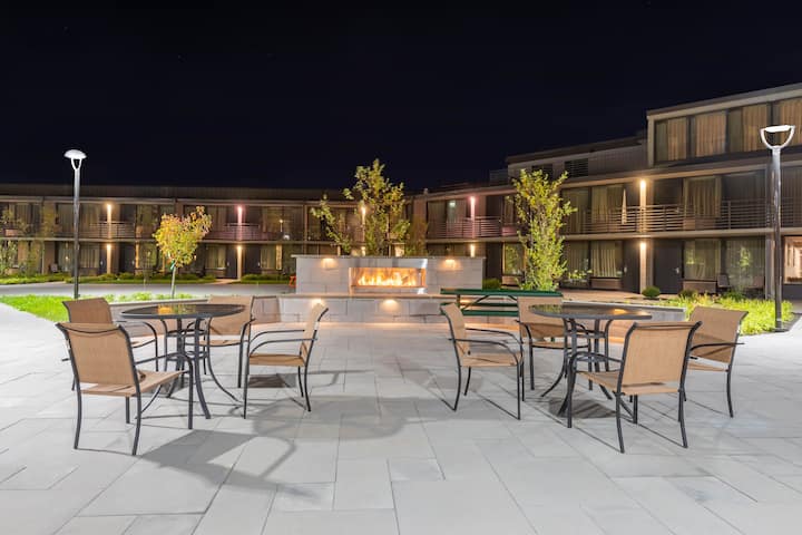 Courtyard at Wyndham Lancaster Resort and Convention Center in Lancaster, Pennsylvania