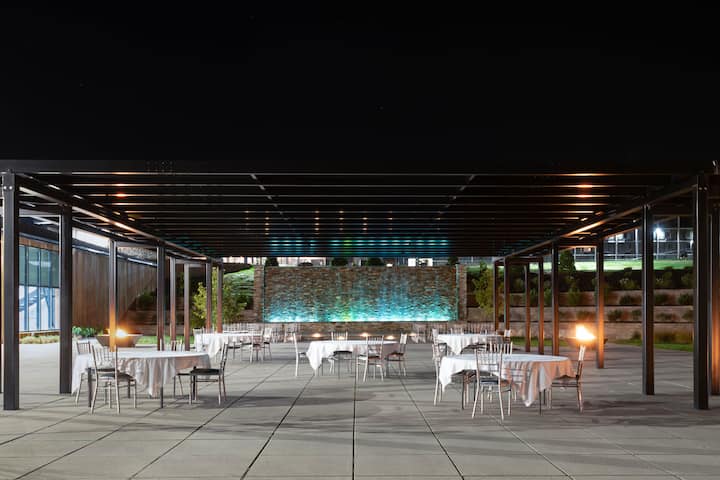 Courtyard at Wyndham Lancaster Resort and Convention Center in Lancaster, Pennsylvania