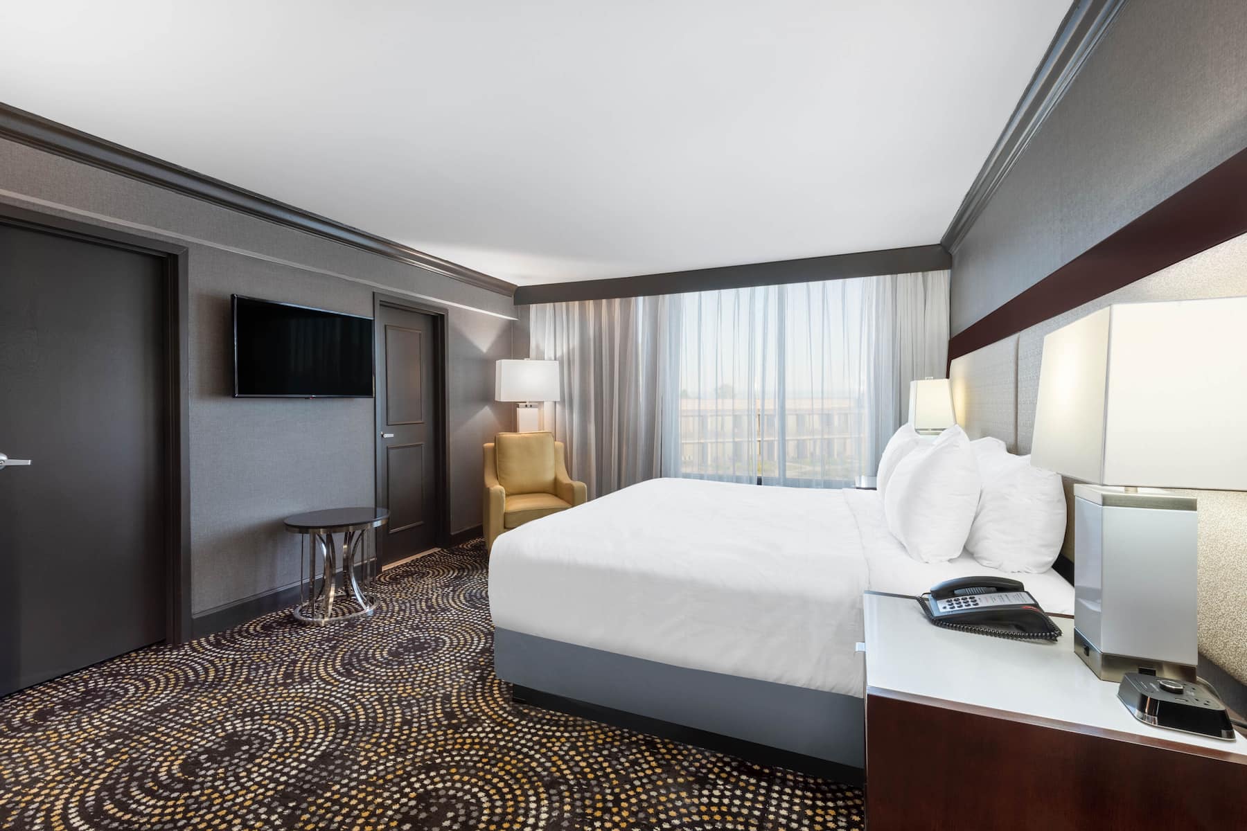Guest room at the Wyndham Lancaster Resort and Convention Center in Lancaster, Pennsylvania