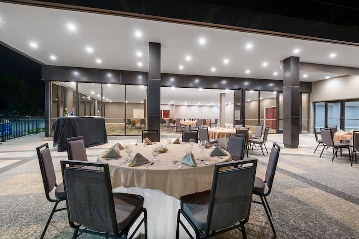 Bar patio at Wyndham Lancaster Resort and Convention Center in Lancaster, Pennsylvania