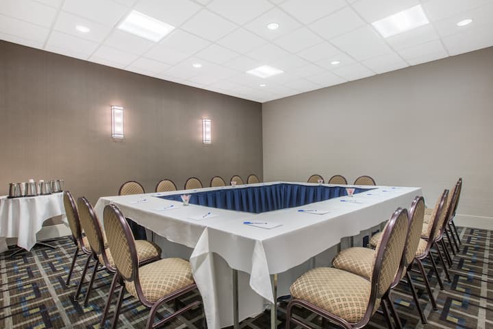 Meeting room at Wyndham Philadelphia Historic District in Philadelphia, Pennsylvania