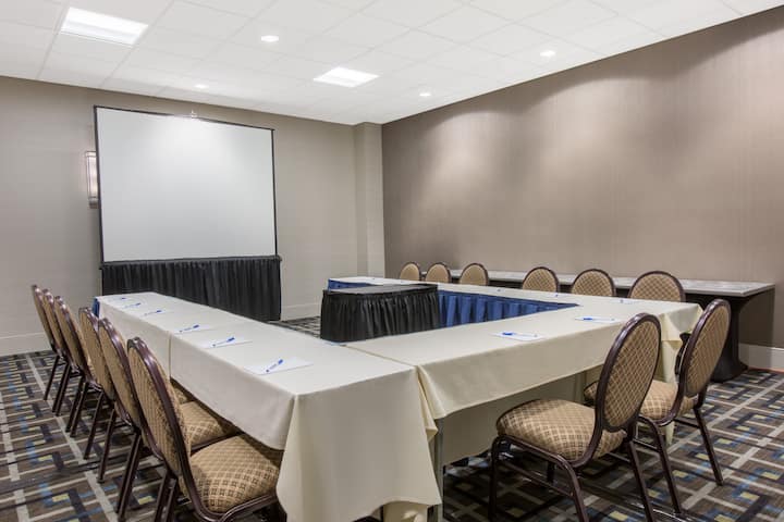Meeting room at Wyndham Philadelphia Historic District in Philadelphia, Pennsylvania