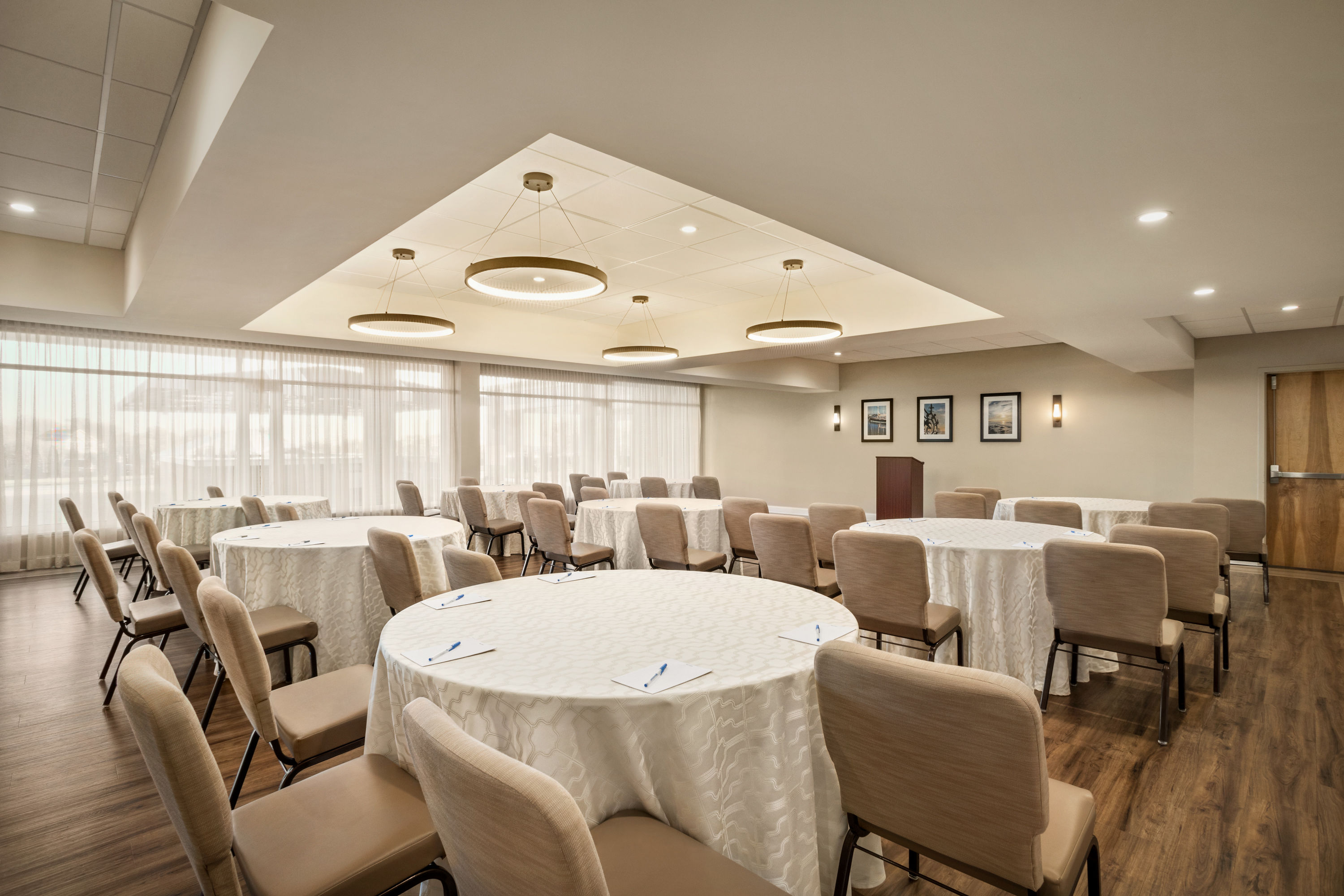 Meeting room banquet rounds at Wyndham Newport Hotel in Middletown, Rhode Island