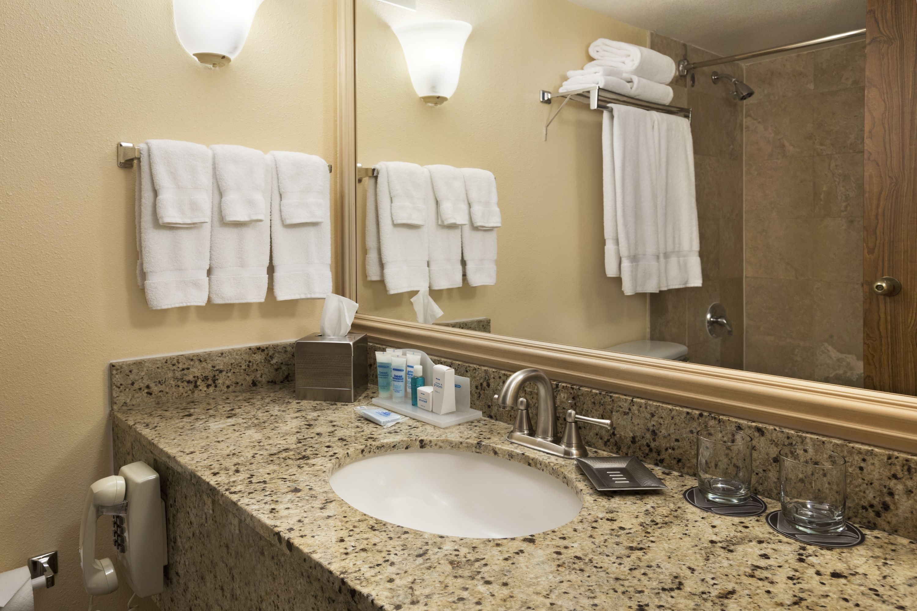 Guest room bath at the Wyndham El Paso Airport Hotel and Water Park in El Paso, Texas