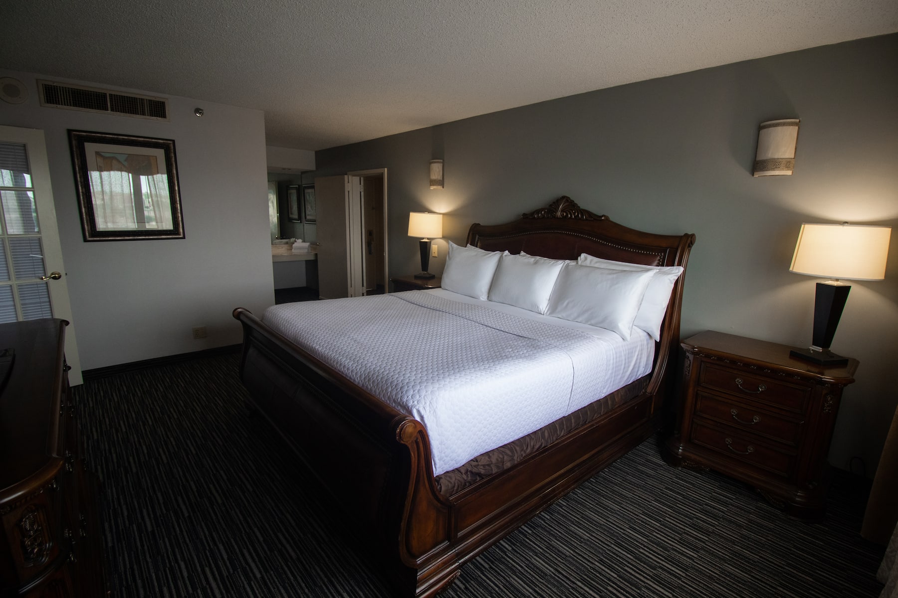 Guest room at the Wyndham Houston near NRG Park/Medical Center in Houston, Texas