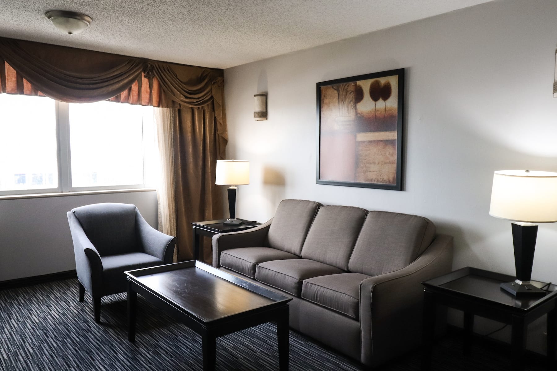 Guest room at the Wyndham Houston near NRG Park/Medical Center in Houston, Texas