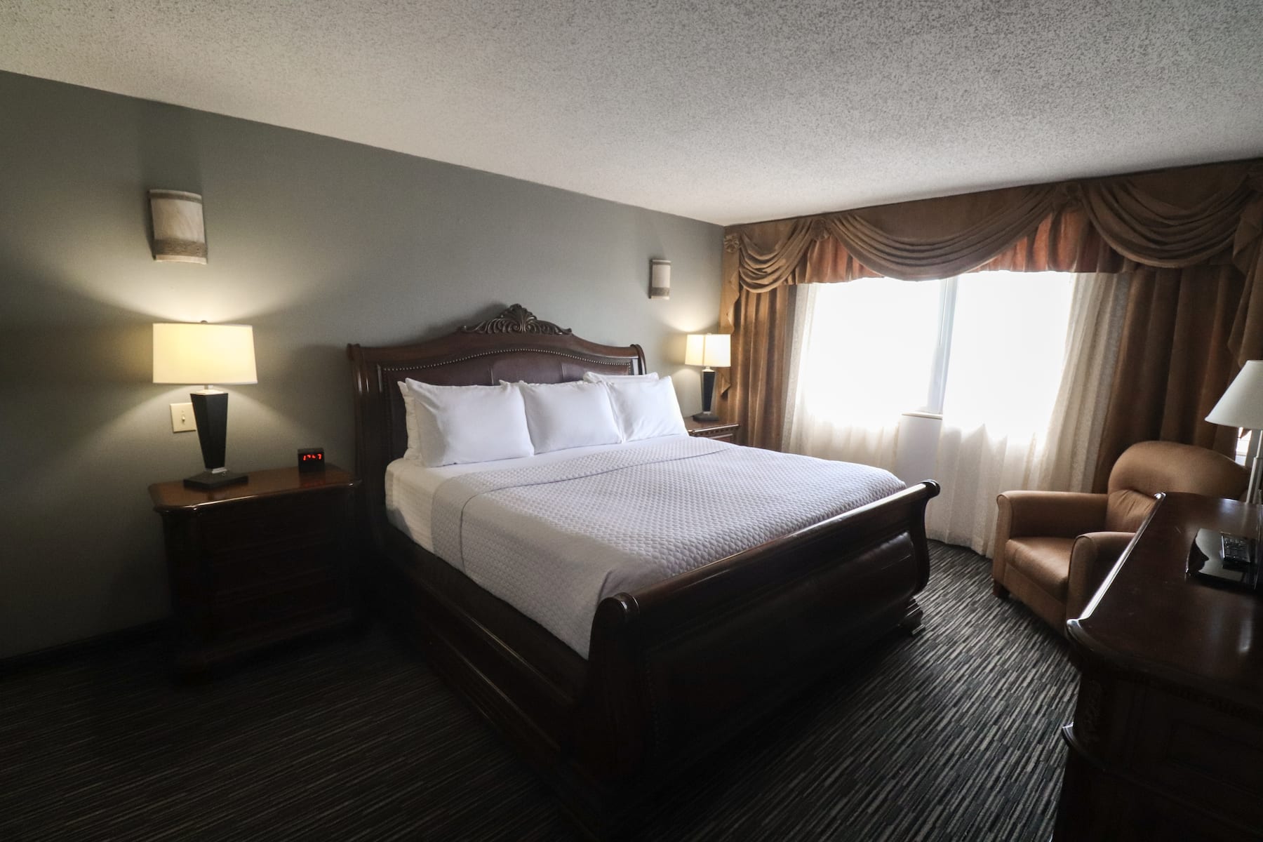 Guest room at the Wyndham Houston near NRG Park/Medical Center in Houston, Texas