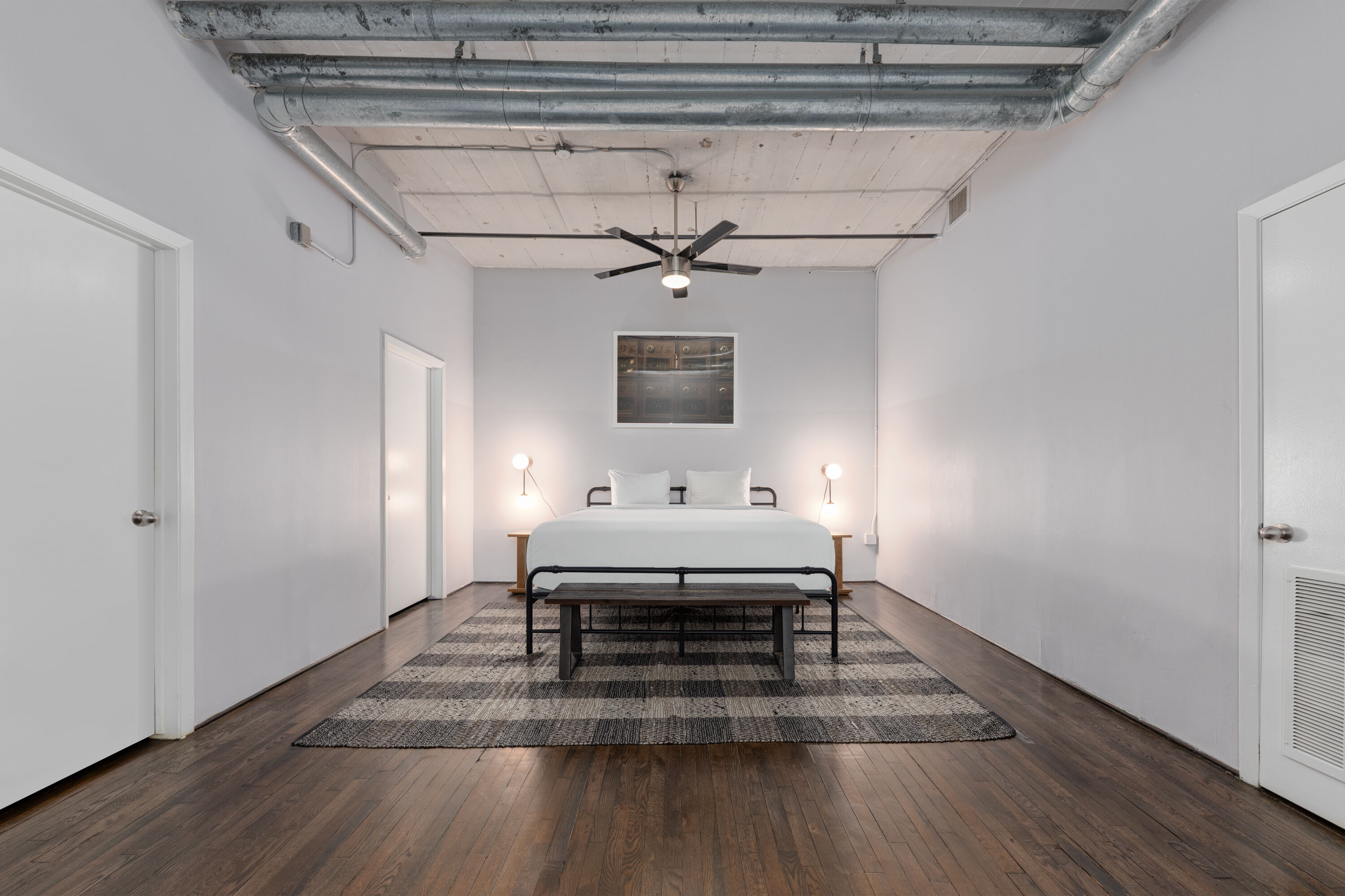 Reside Houston Downtown, a Wyndham Residence suite in Houston, Texas