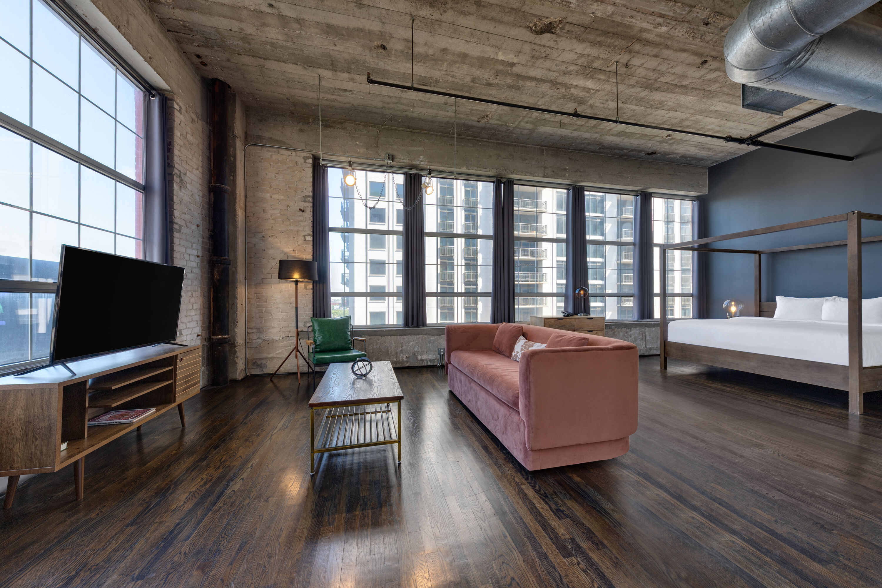 Reside Houston Downtown, a Wyndham Residence suite in Houston, Texas