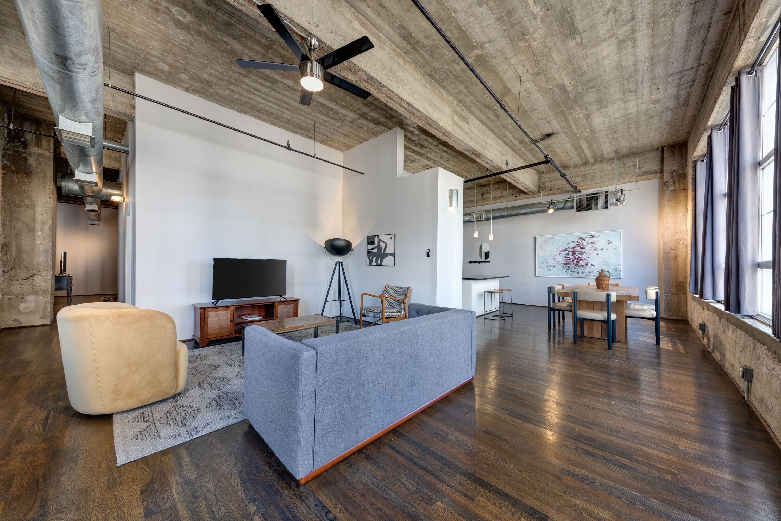 Reside Houston Downtown, a Wyndham Residence suite in Houston, Texas