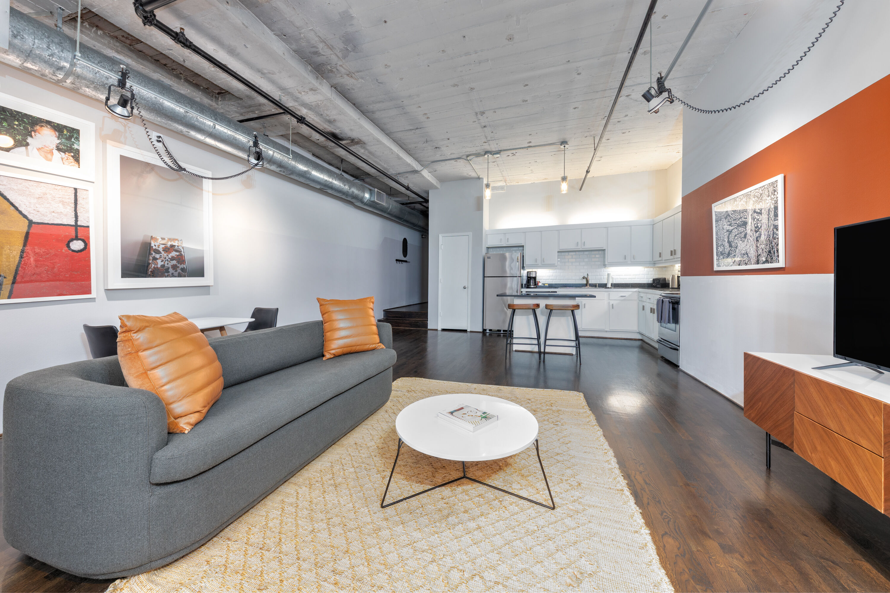 Reside Houston Downtown, a Wyndham Residence suite in Houston, Texas