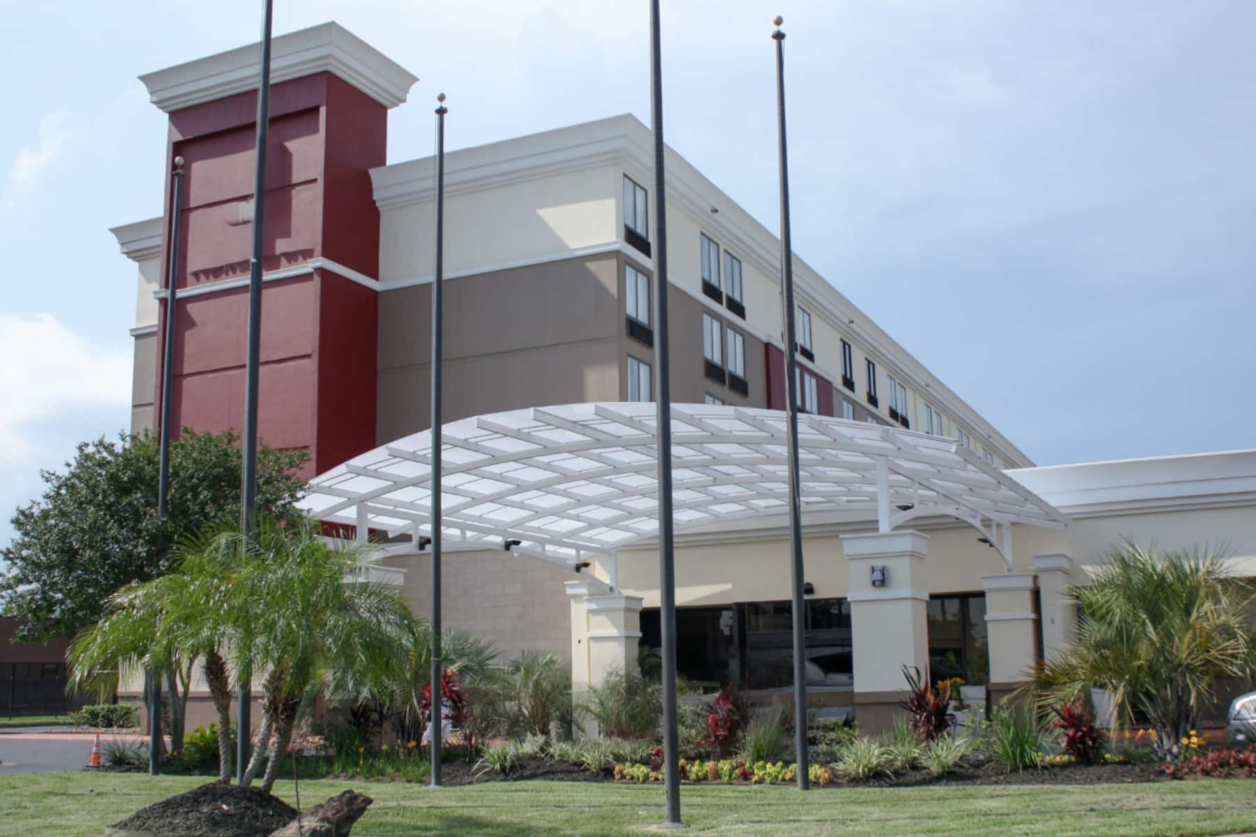 Exterior of Wyndham Houston Sugarland hotel in Houston, Texas
