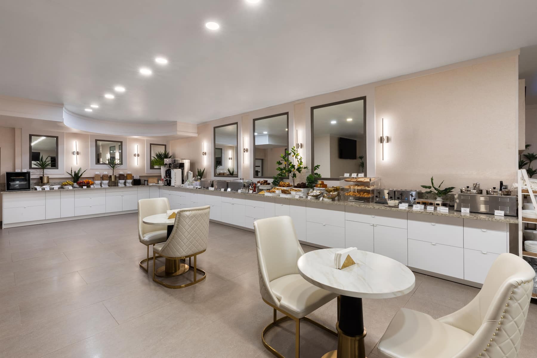 Free breakfast at Wyndham DFW Airport in Irving, Texas