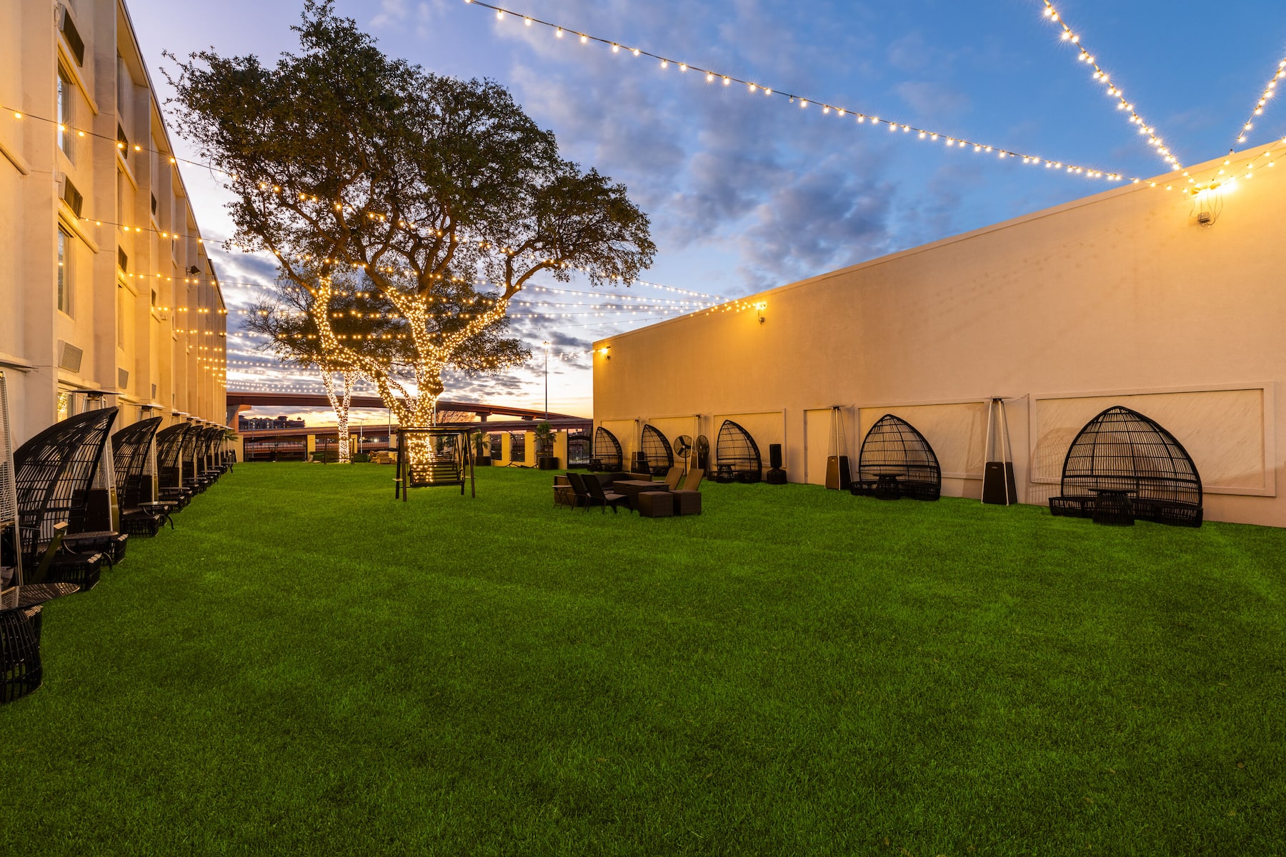 Courtyard at Wyndham DFW Airport in Irving, Texas