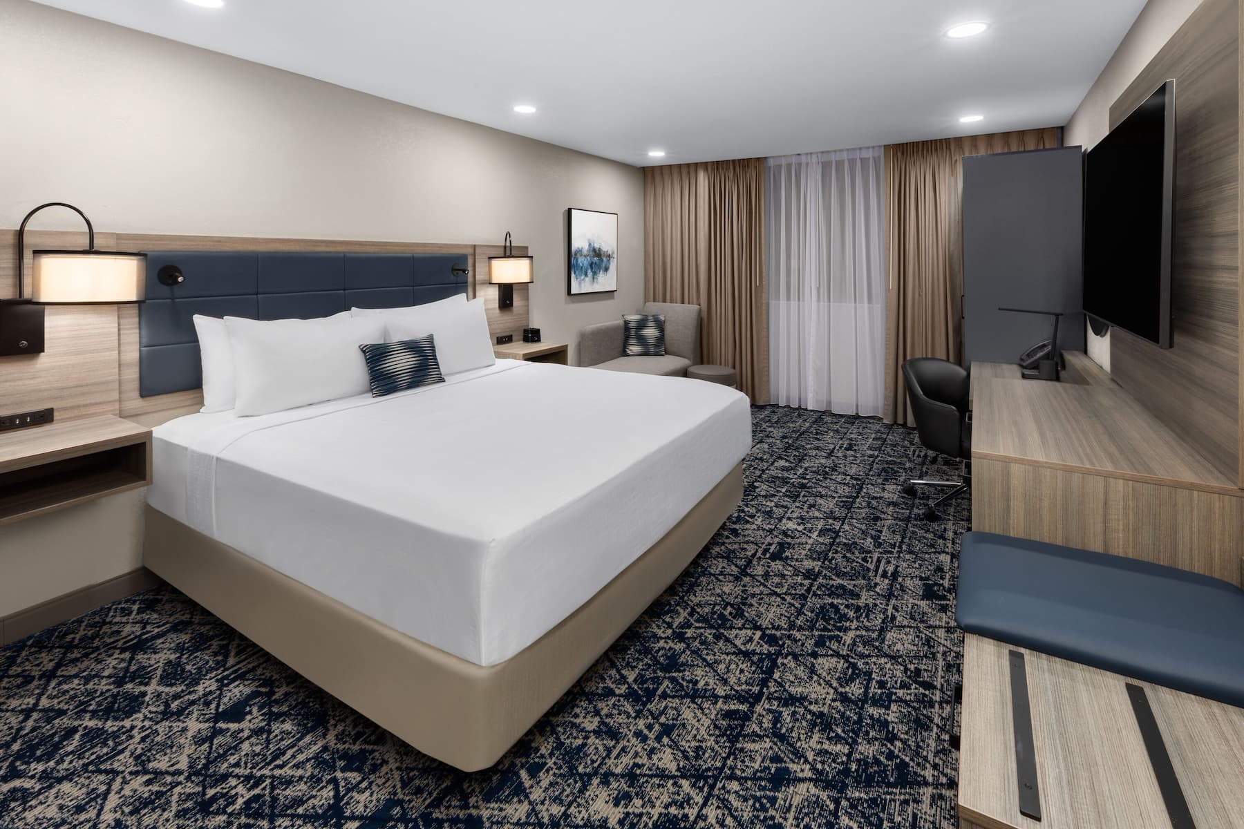 Guest room at the Wyndham DFW Airport in Irving, Texas